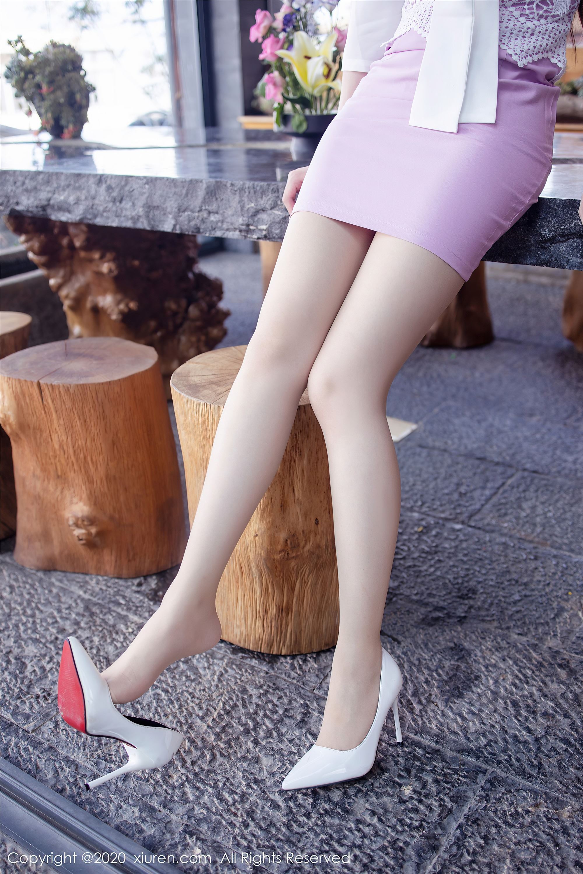 秀人网美媛馆 2020-08-10 Vol.2421 玉兔miki