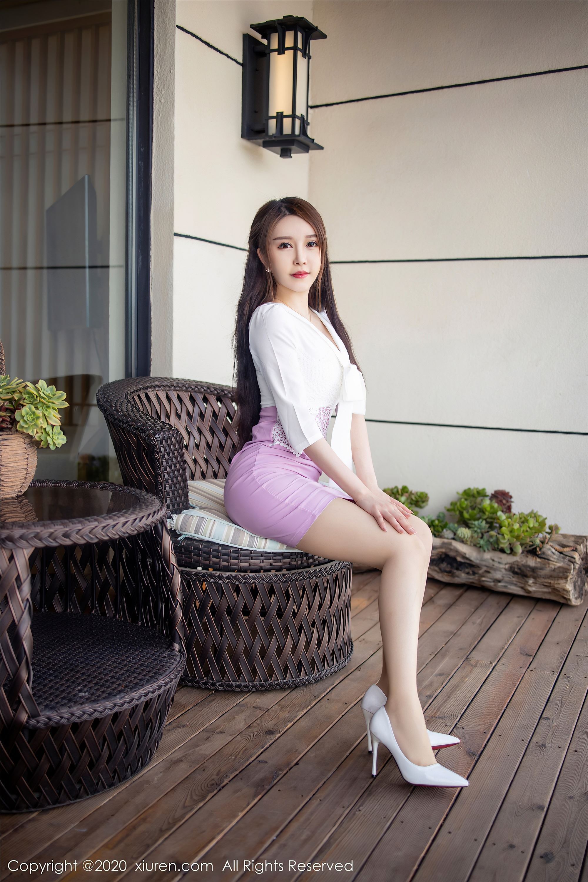 秀人网美媛馆 2020-08-10 Vol.2421 玉兔miki