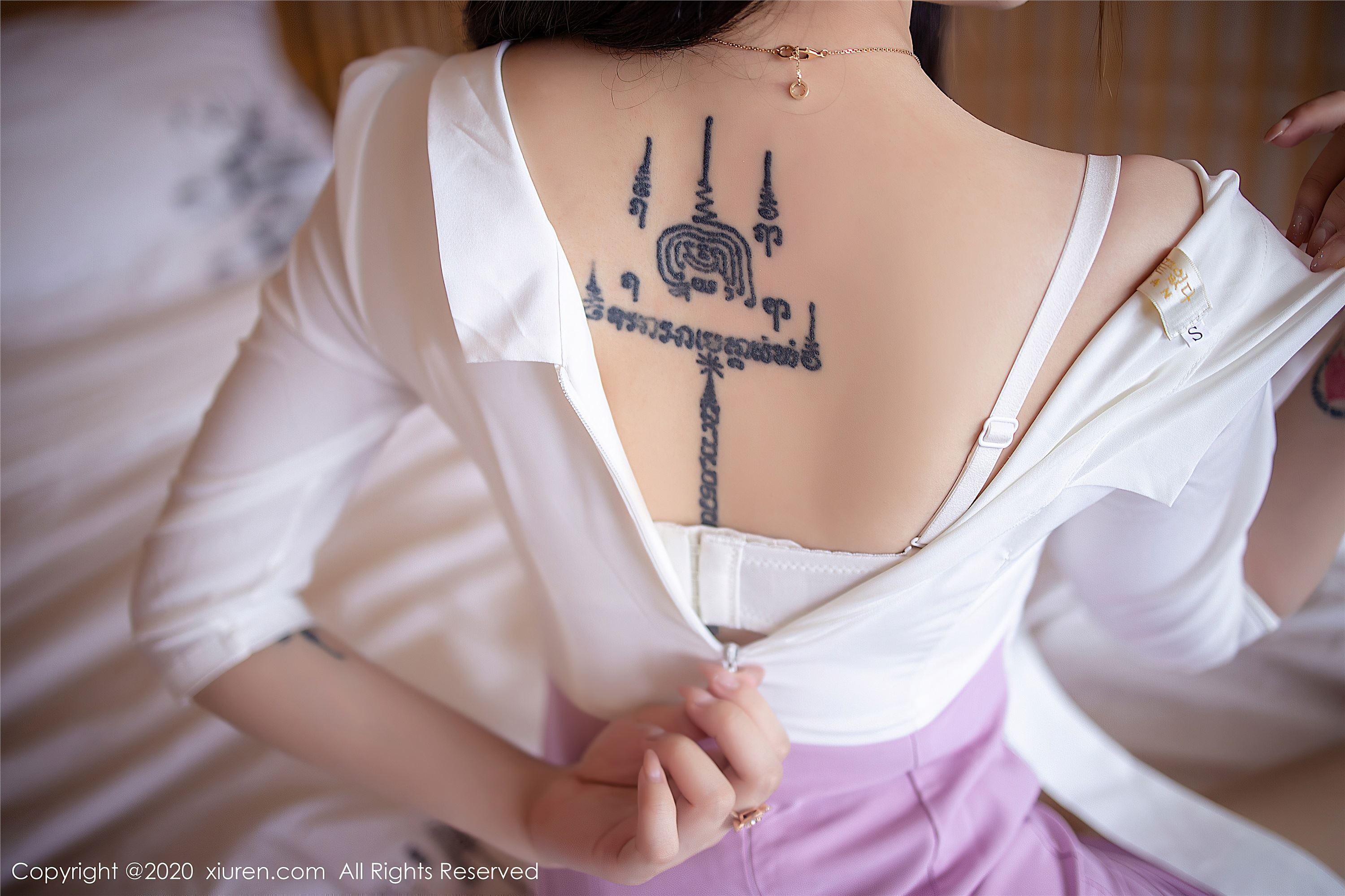 秀人网美媛馆 2020-08-10 Vol.2421 玉兔miki