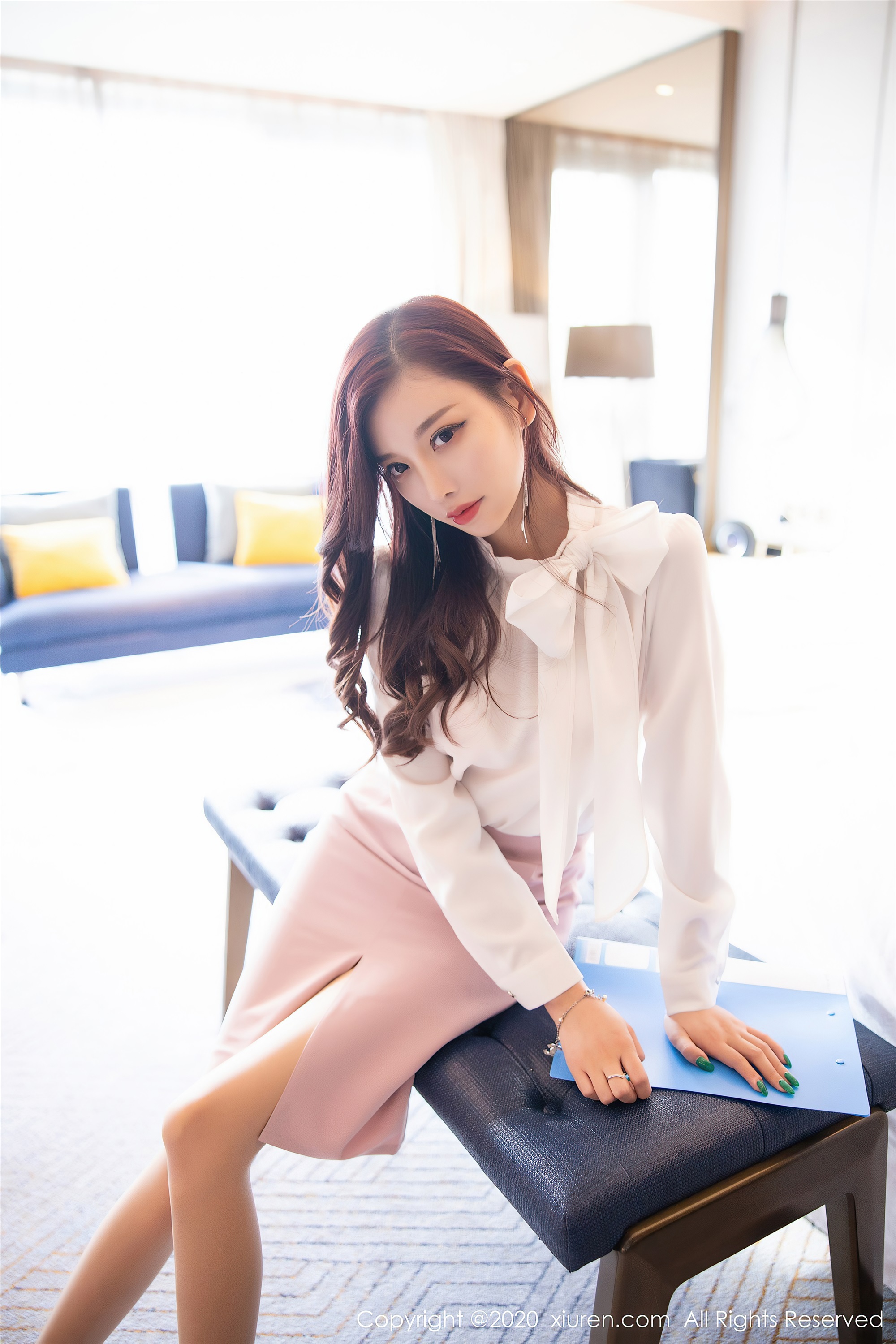 秀人网美媛馆 2020-08-11 Vol.2431 杨晨晨sugar