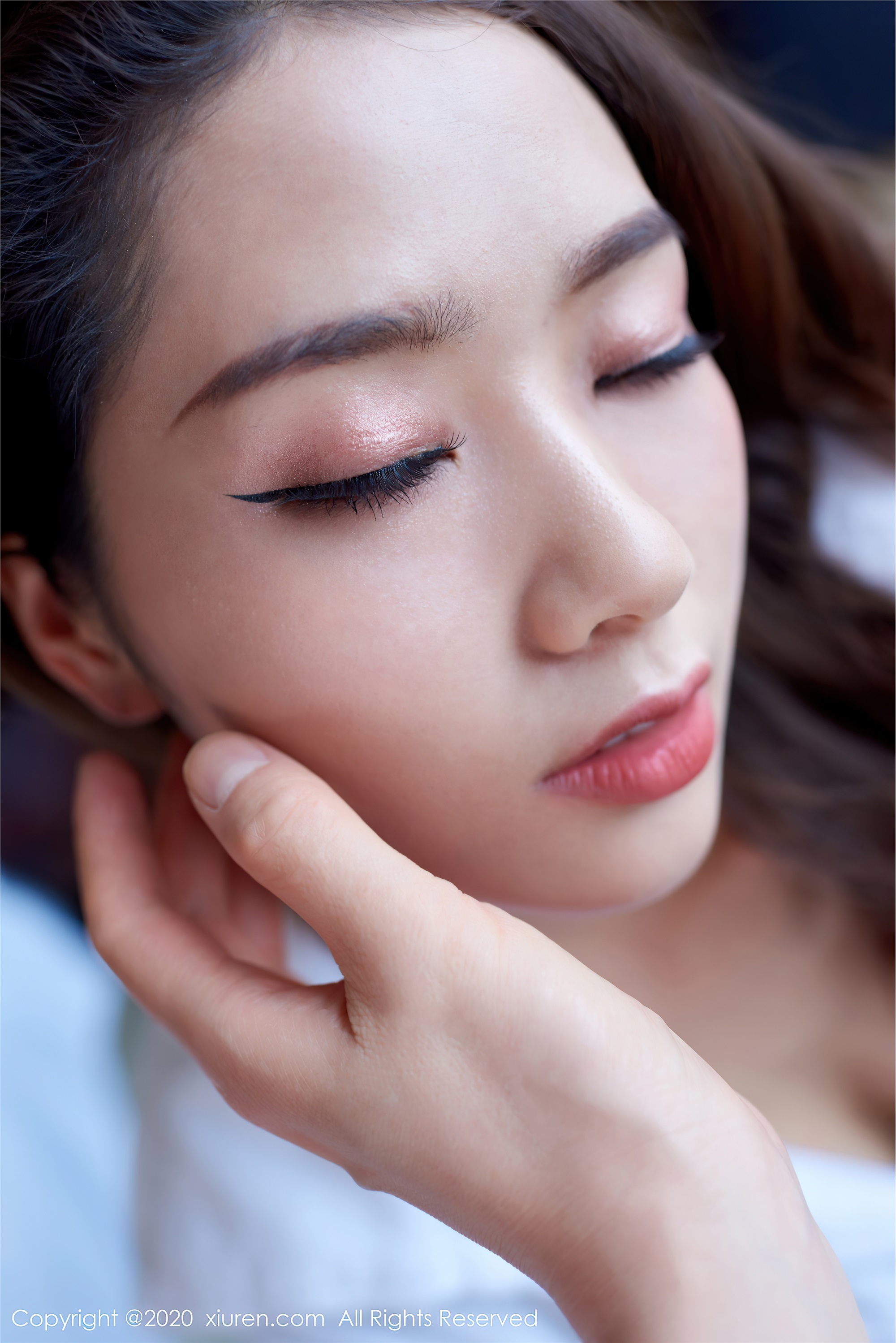 秀人网美媛馆 2020-08-11 Vol.2427 方子萱