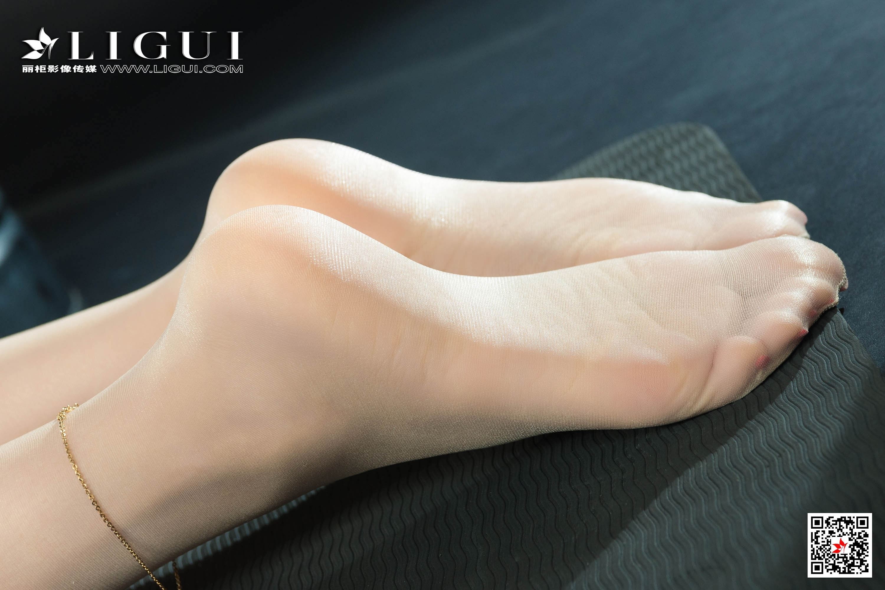 Ligui丽柜 2020.10.14《滑板女郎》甜甜