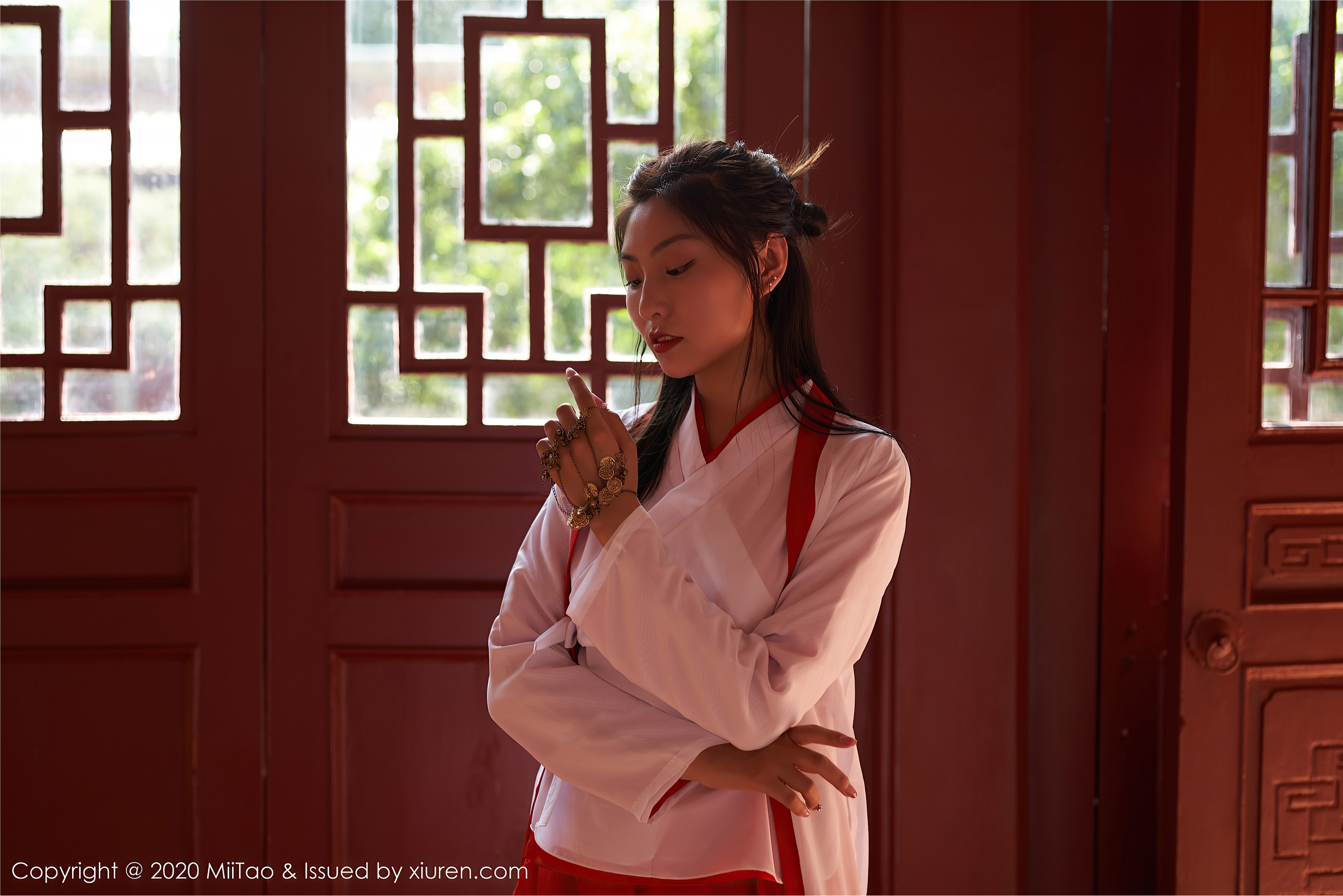 MiiTao蜜桃社 2020-09-02 Vol.142 茵茵简