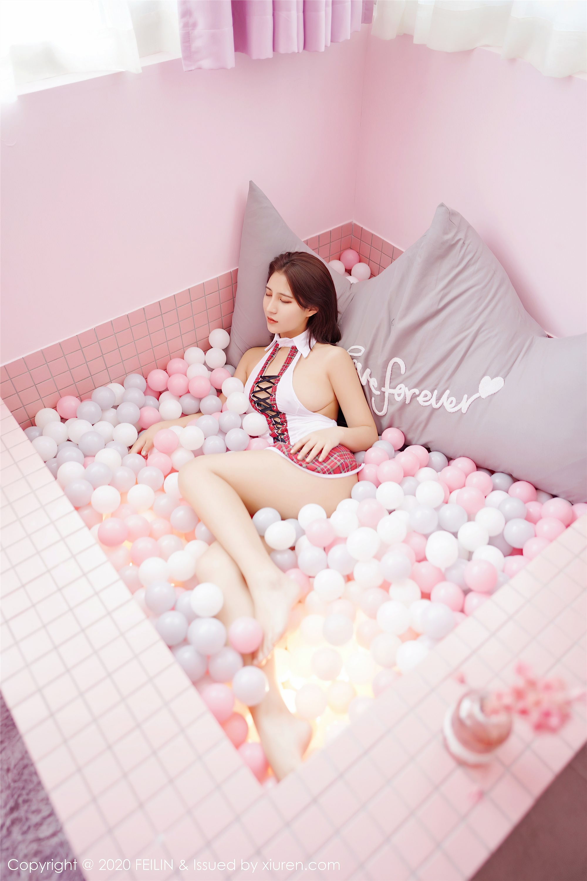 FeiLin嗲囡囡 2020-09-03 Vol.340 久久Aimee