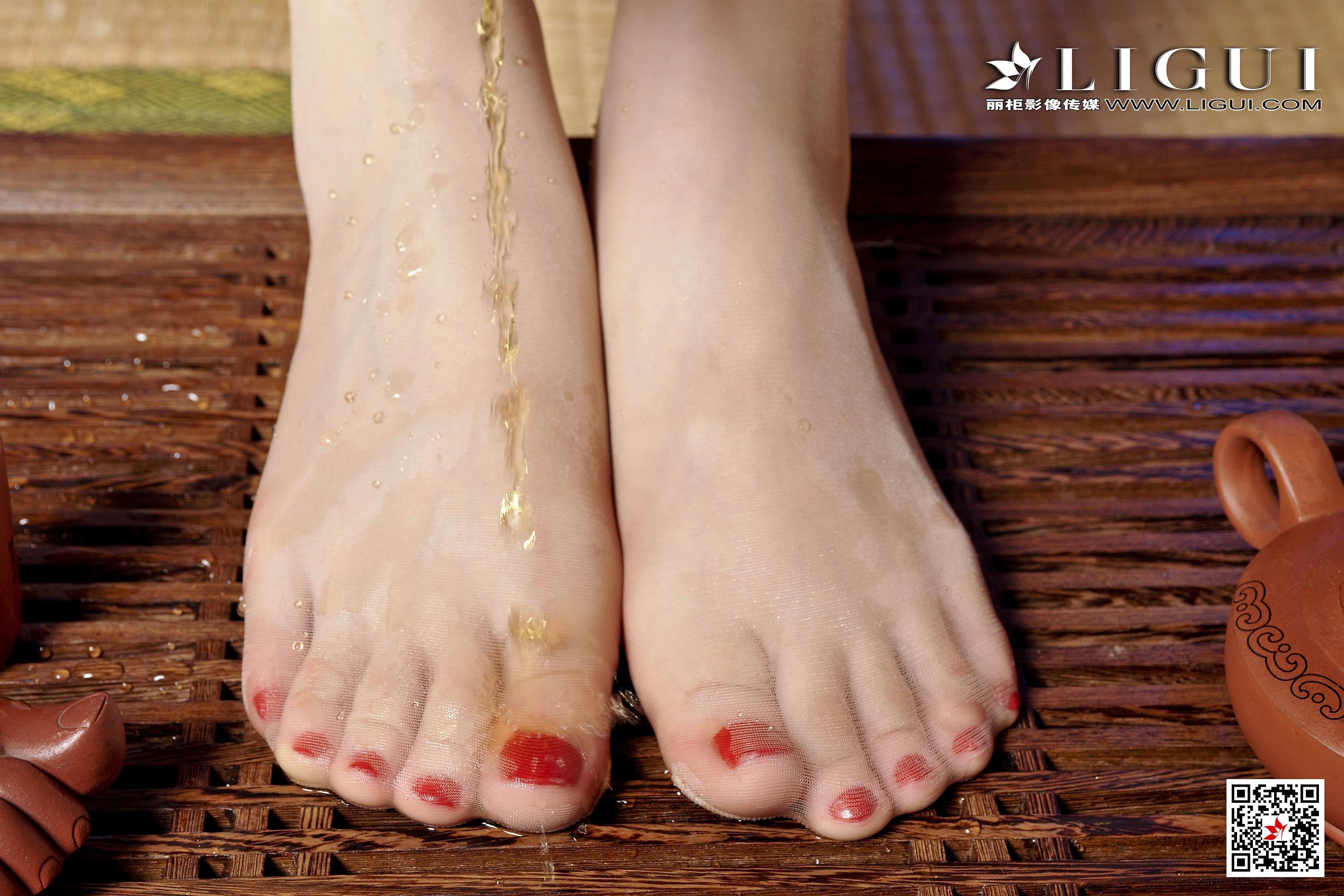 LiGui丽柜 2020-10-25 允儿