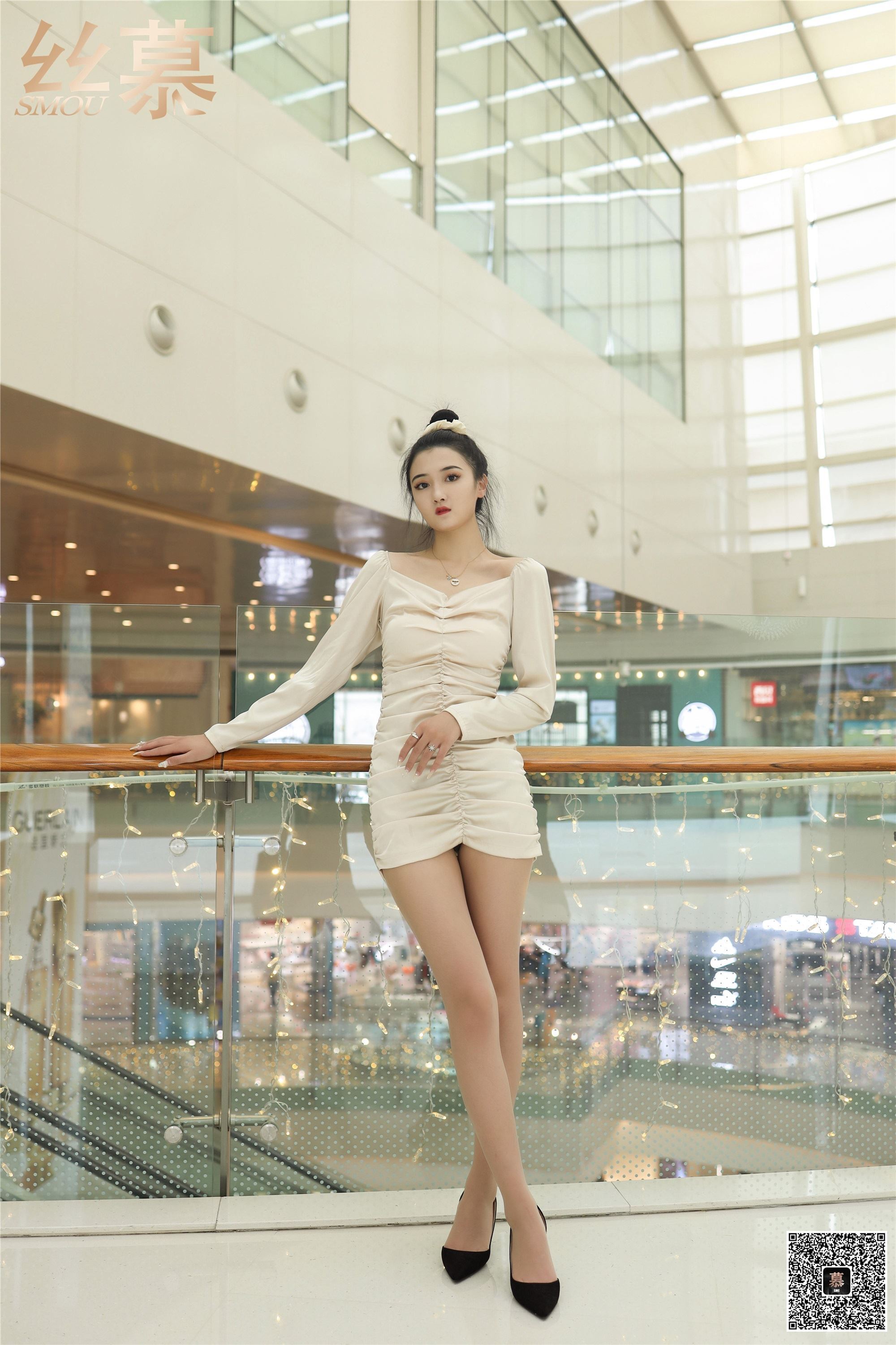 丝慕GirlSVol.339 菲菲 商场偶遇学姐