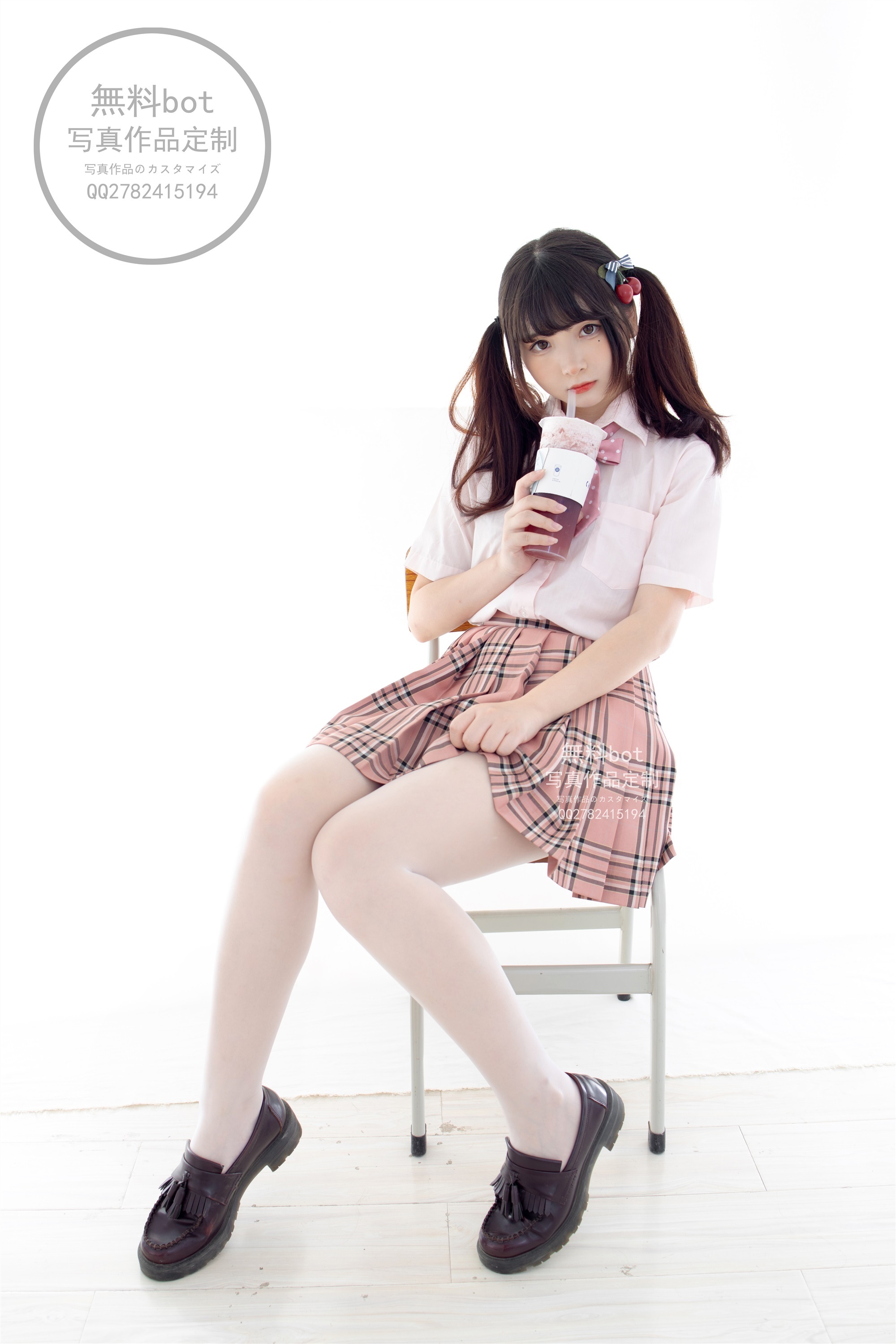 森萝财团萝莉丝足写真 無料-001 JK格子裙