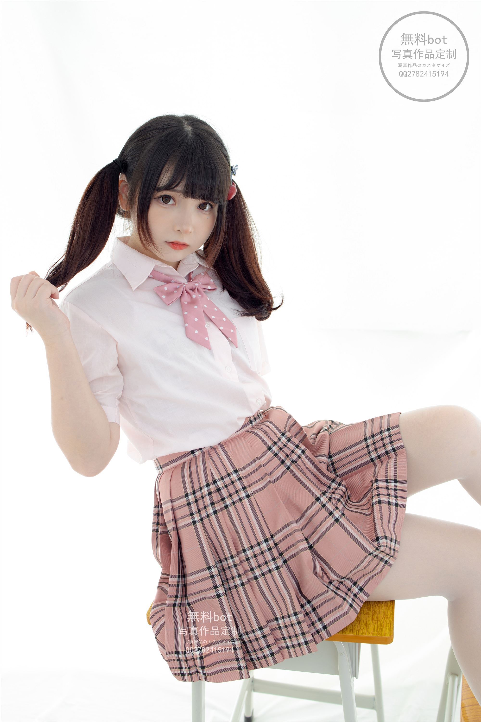 森萝财团萝莉丝足写真 無料-001 JK格子裙