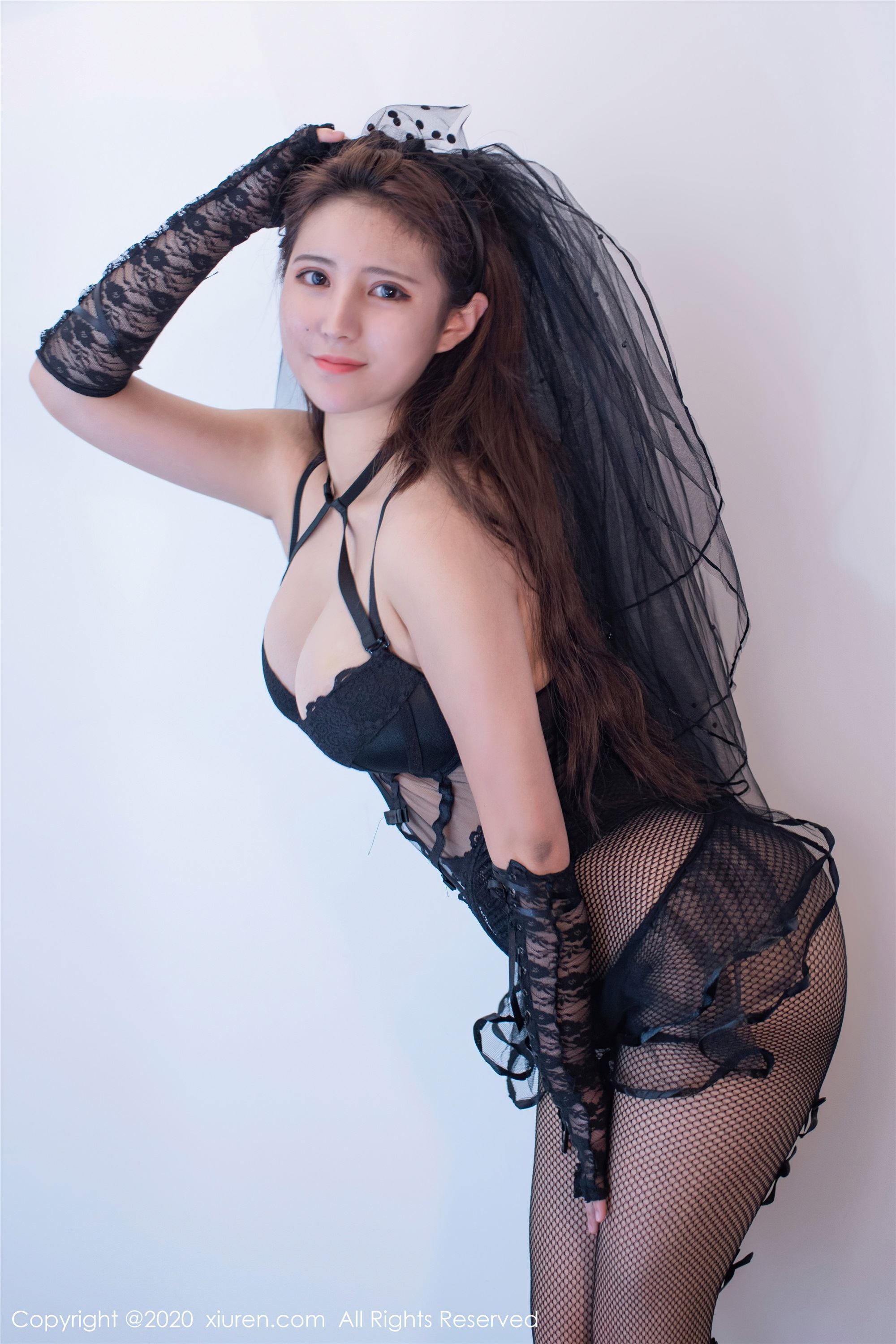 秀人网美媛馆 2020-09-09 Vol.2542 久久Aimee