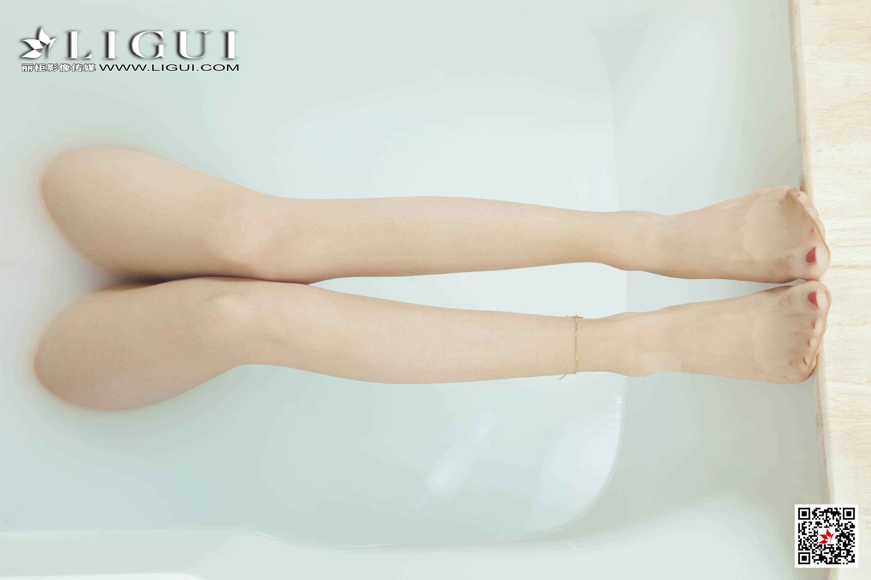 Ligui丽柜  2020.11.04《香浴名莲》汐汐