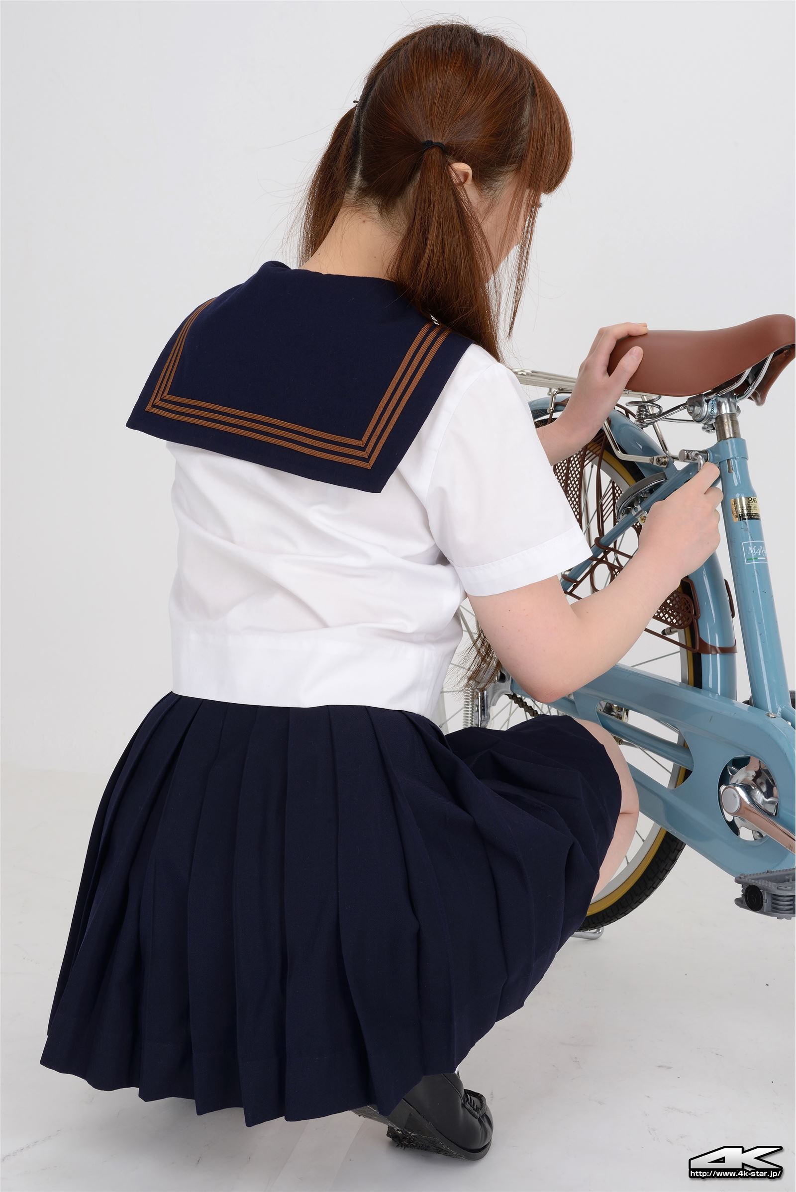 [4K-STAR]2017.12.06 Rumi Kayama 香山ルミ Uniforms and bicycles