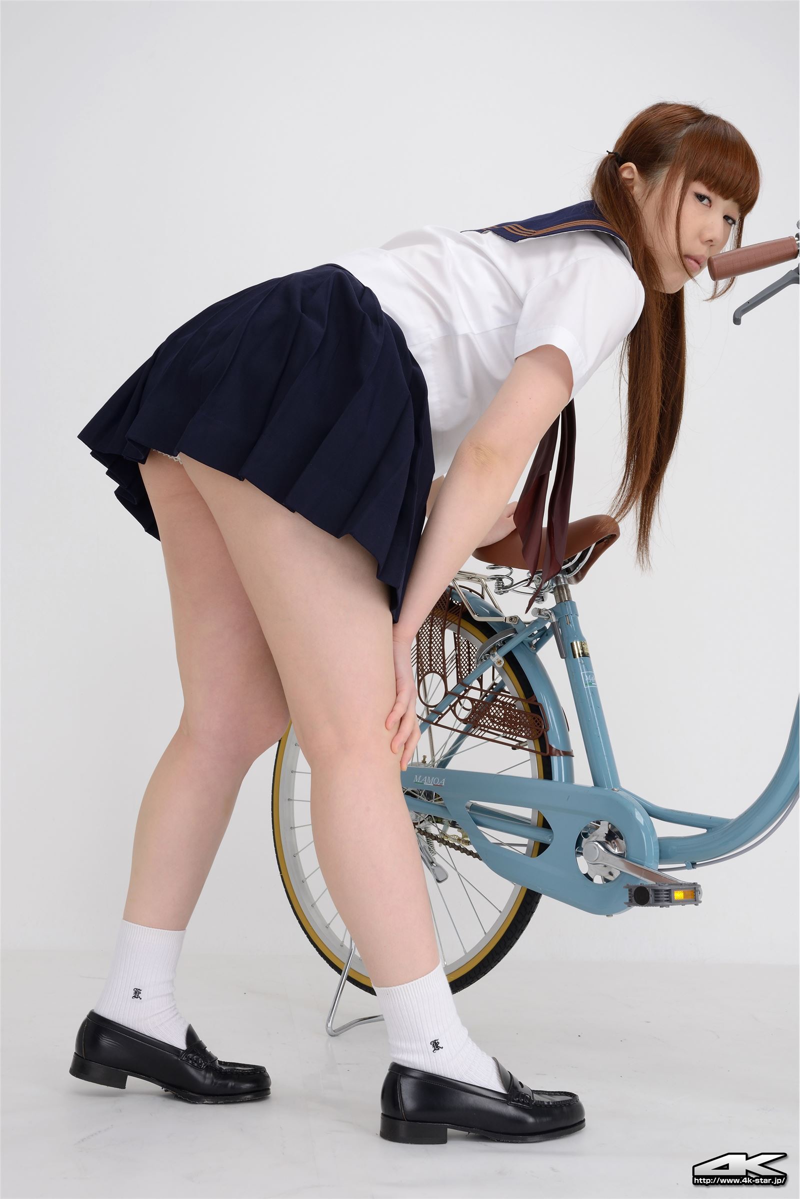 [4K-STAR]2017.12.06 Rumi Kayama 香山ルミ Uniforms and bicycles