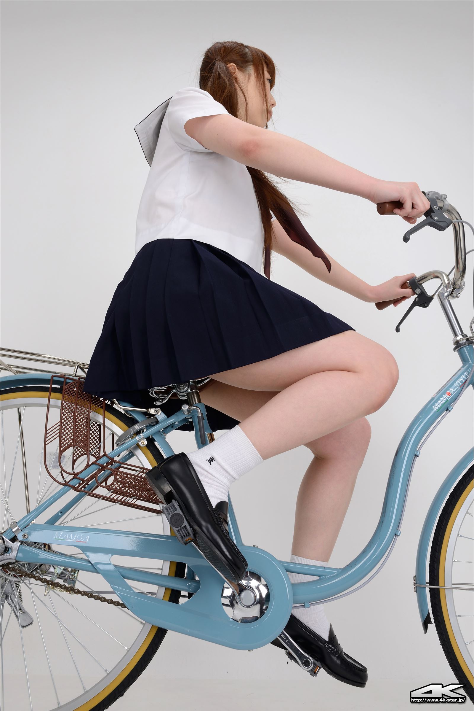 [4K-STAR]2017.12.06 Rumi Kayama 香山ルミ Uniforms and bicycles
