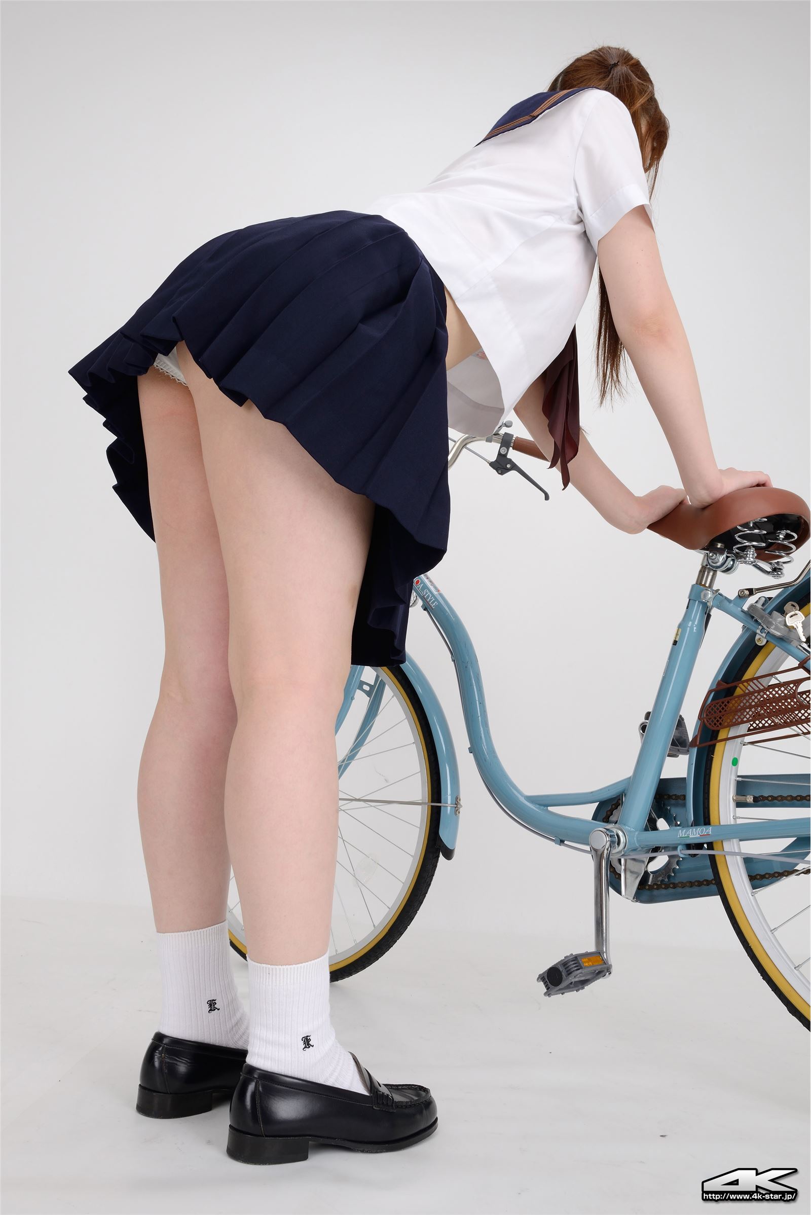 [4K-STAR]2017.12.06 Rumi Kayama 香山ルミ Uniforms and bicycles