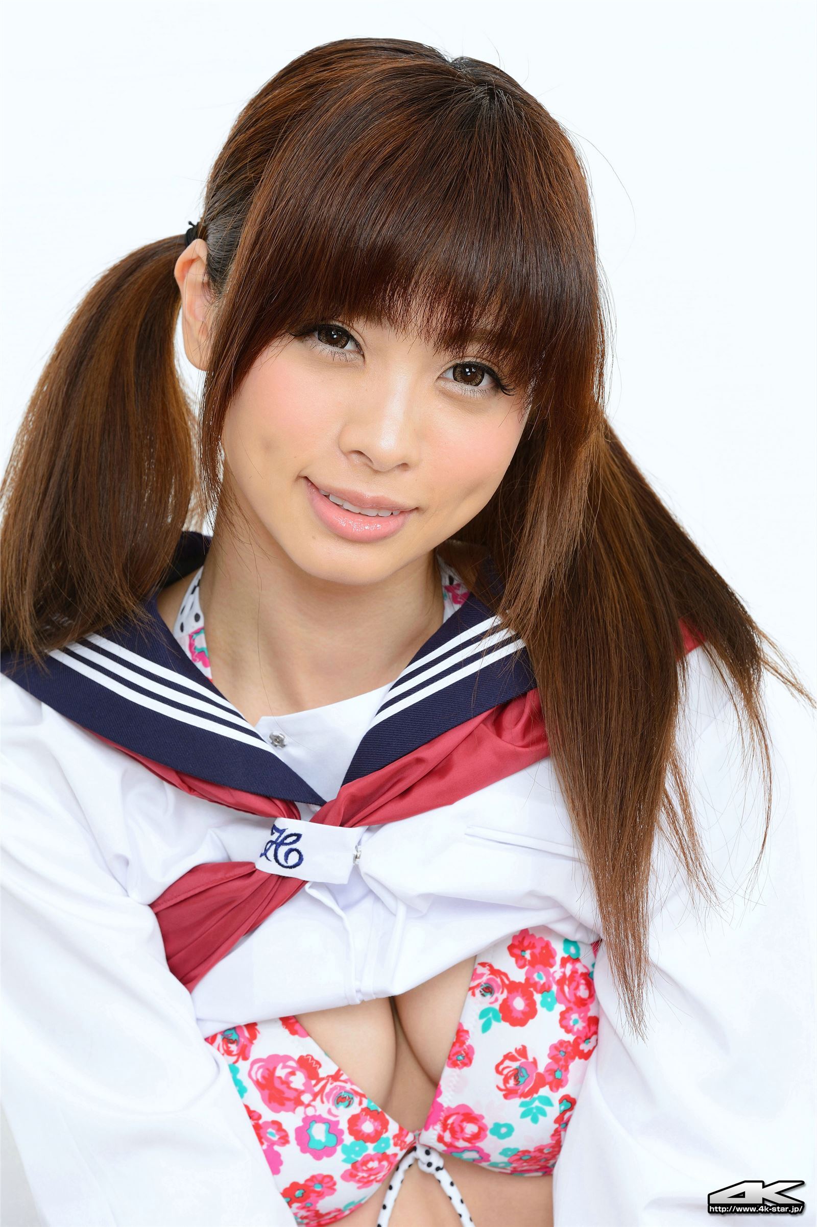 [4K-STAR]NO.735 YUKI 「セーラー服」