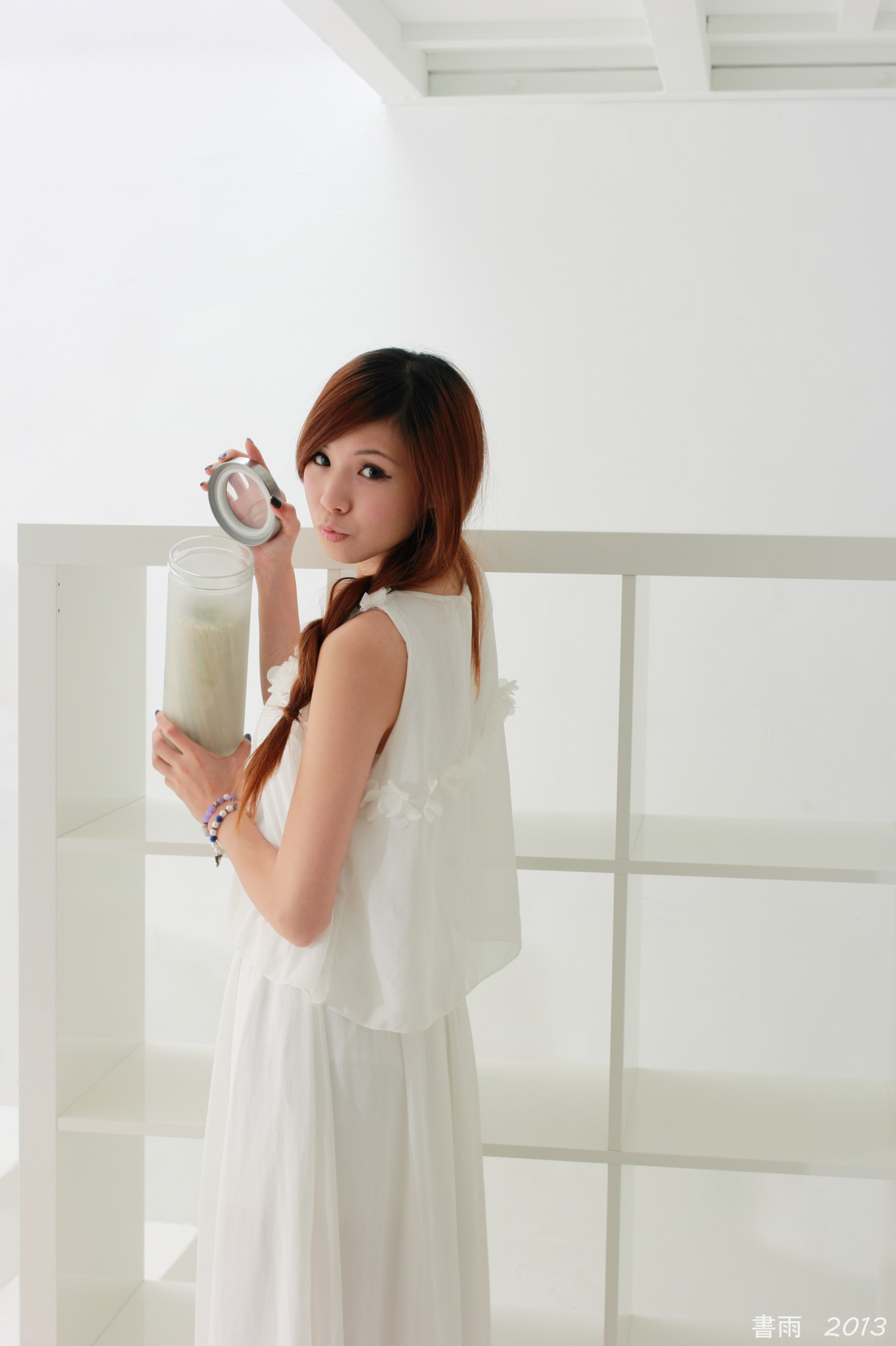 [Beautyleg番外篇]2013-10-16 DuDu琴二棚棚拍