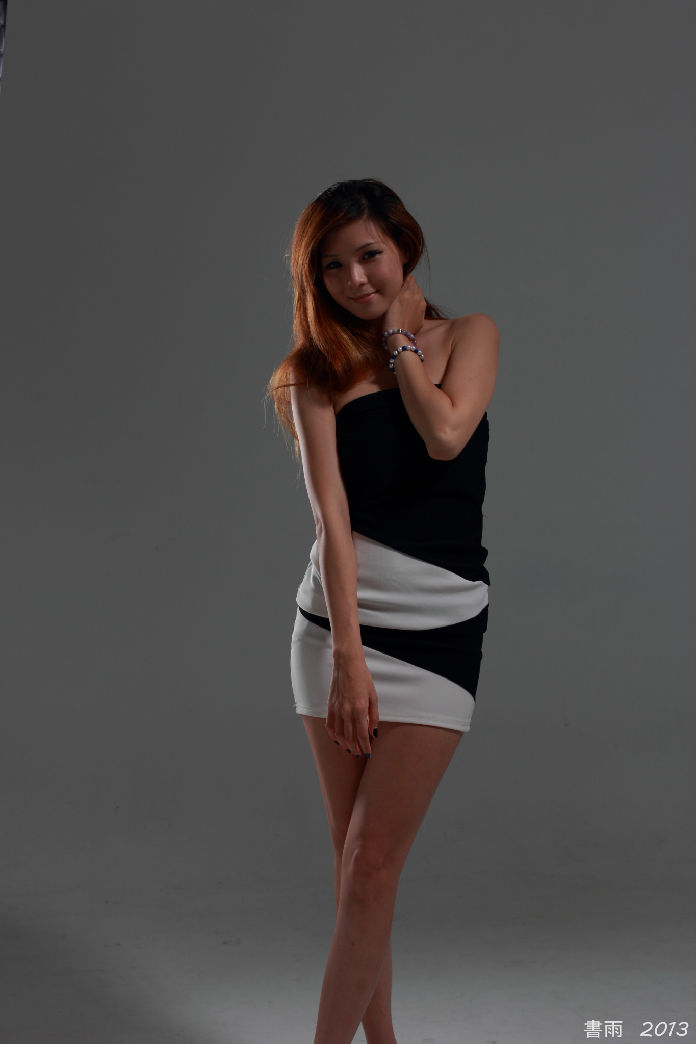 [Beautyleg番外篇]2013-10-16 DuDu琴二棚棚拍