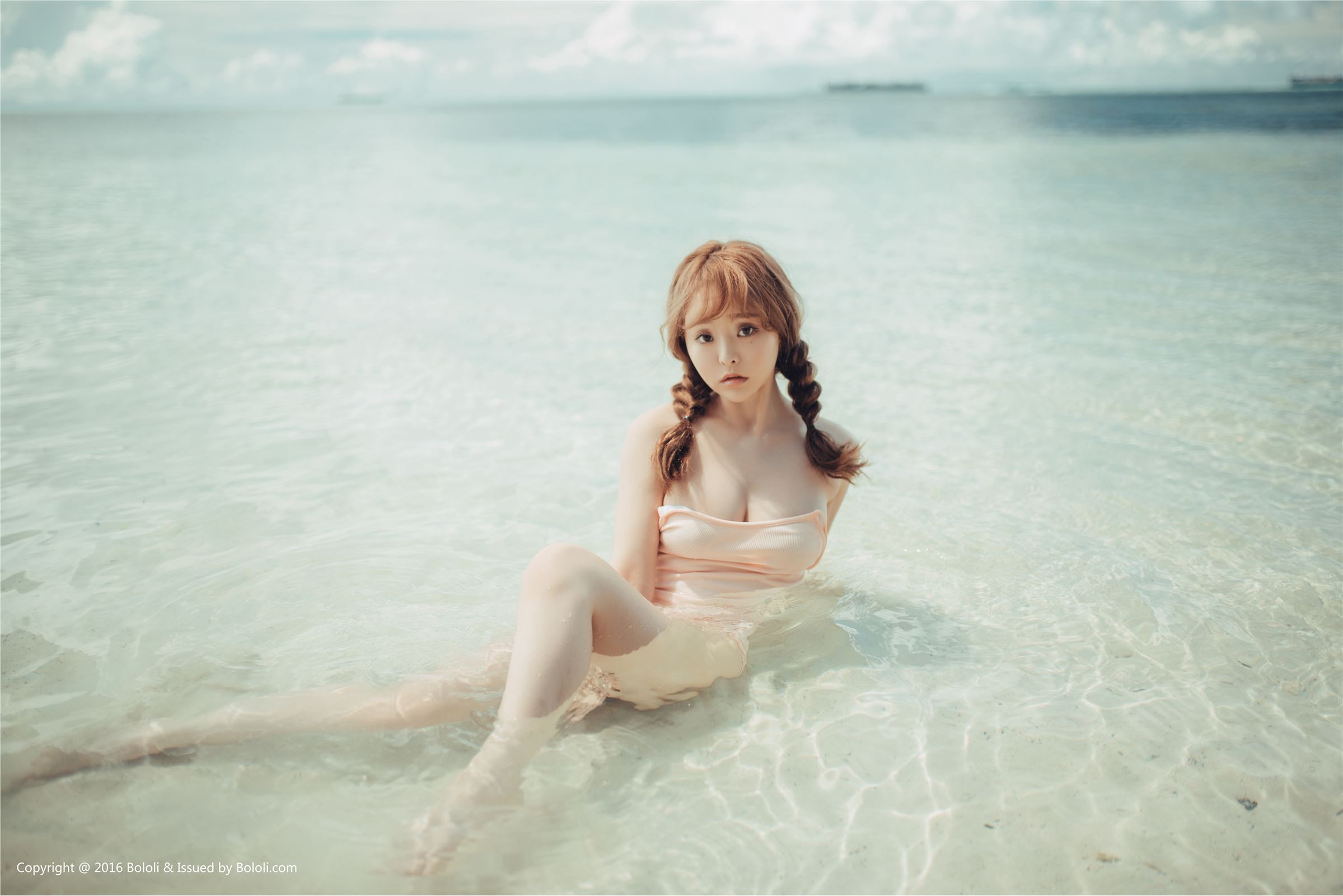 [BoLoLi波萝社]新刊 2017.10.30 BOL.126 柳侑绮 海中少女