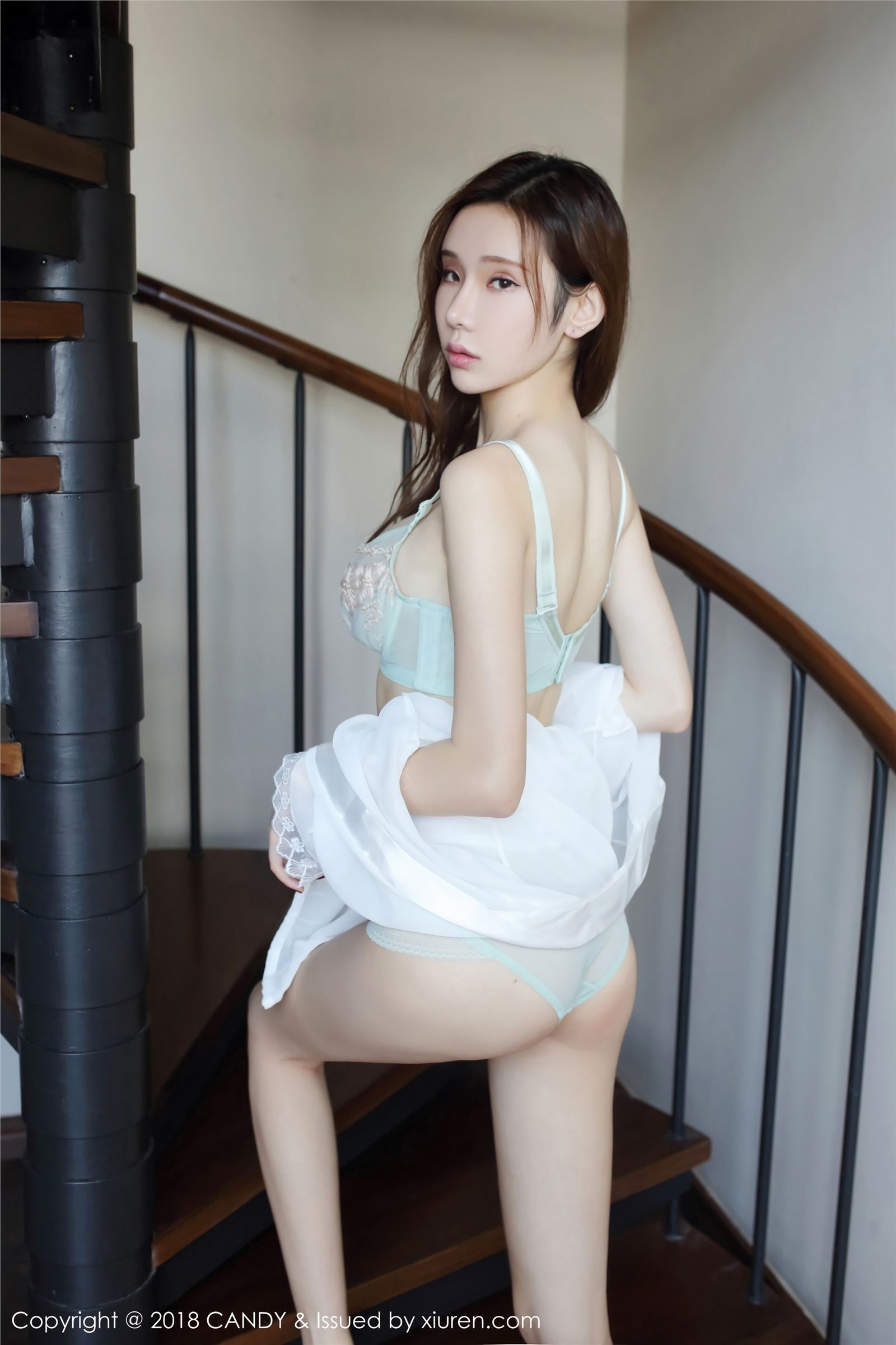 [CANDY] 糖果画报写真 2018.01.23 VOL.049 沙巴旅拍 萌琪琪Irene