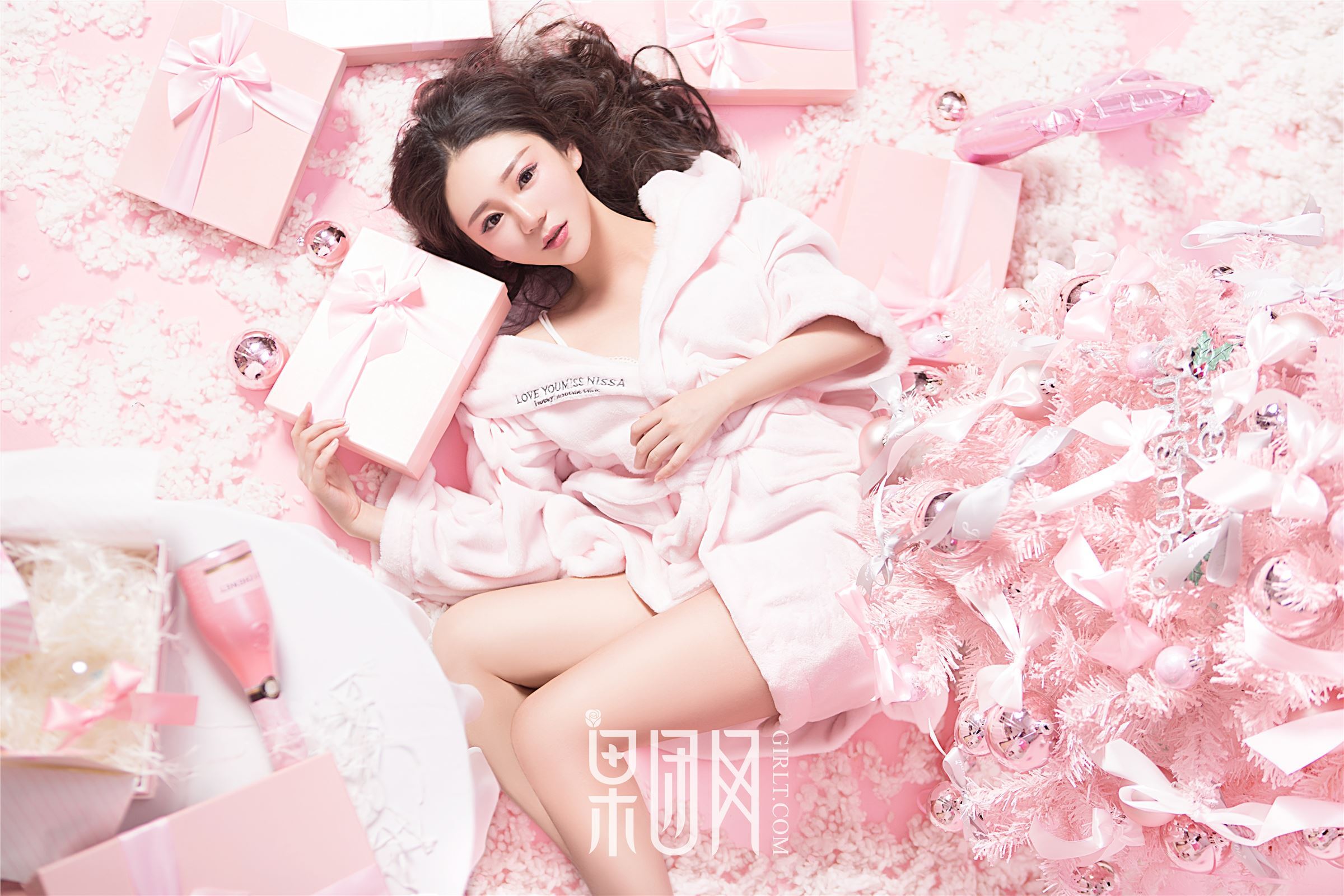 [GIRLT果团网] 2017-12-24 NO.111 莫雅淇圣诞节