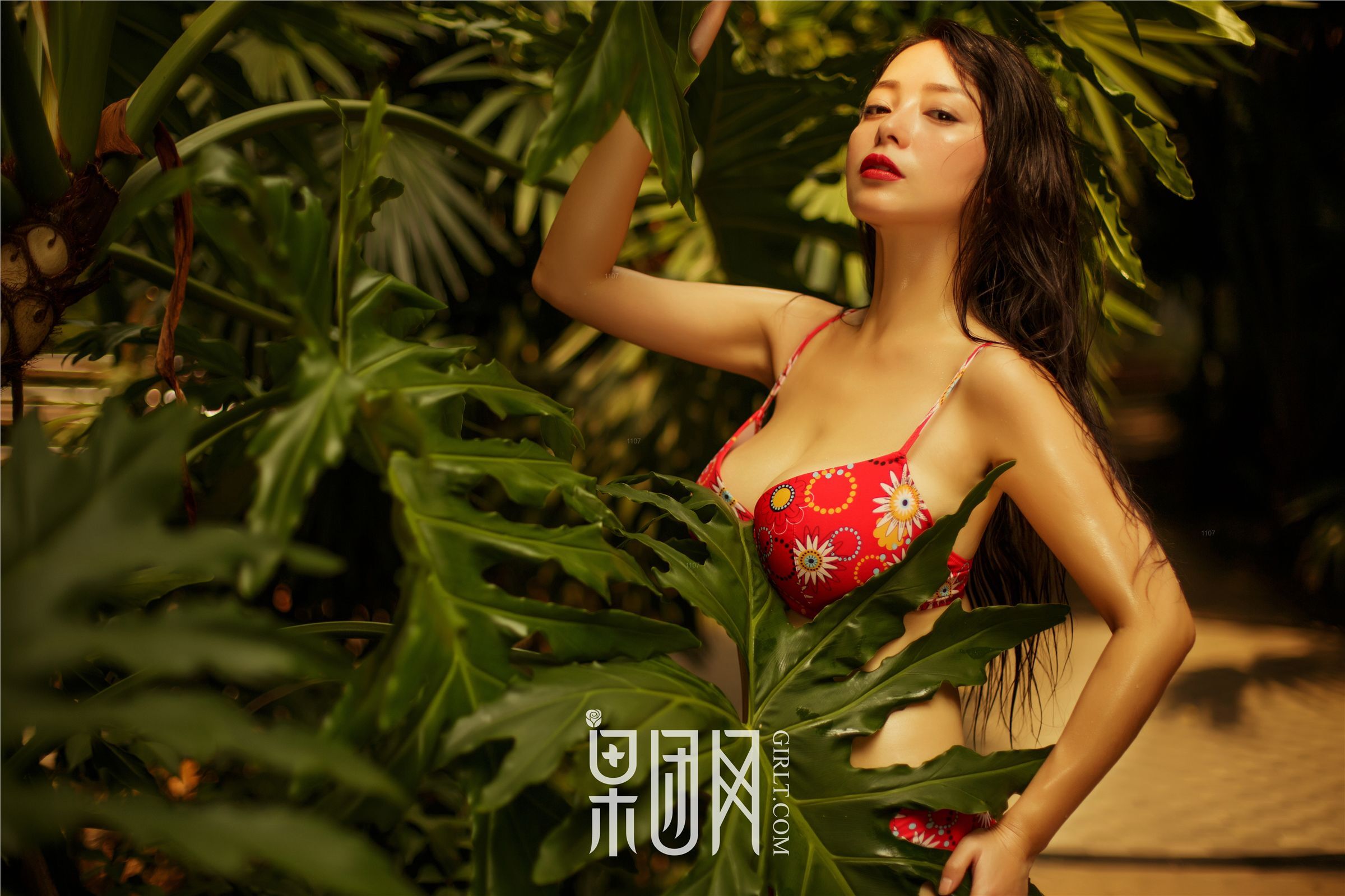 [Girlt果团网]2017.10.04 No.074 红霓裳