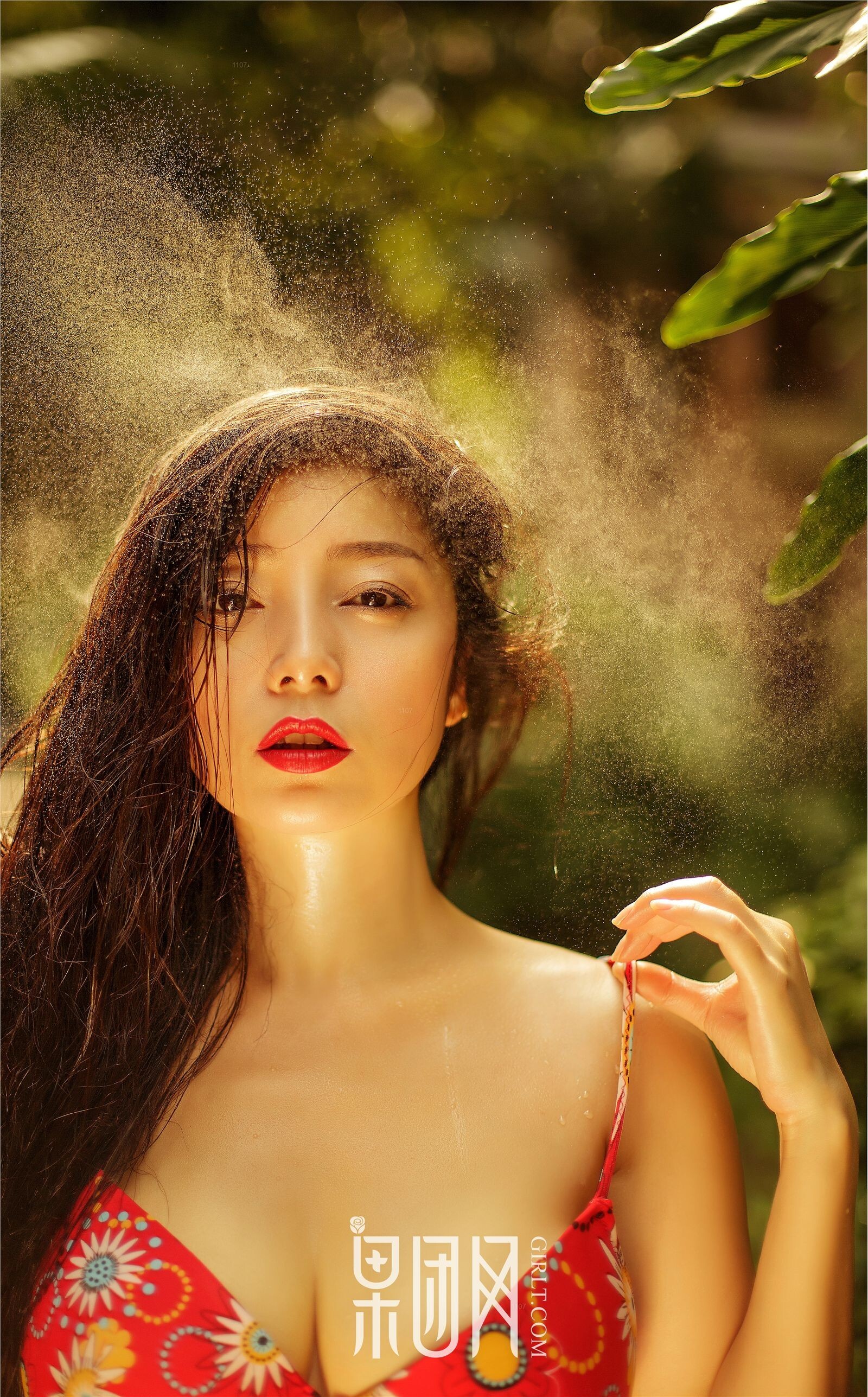 [Girlt果团网]2017.10.04 No.074 红霓裳