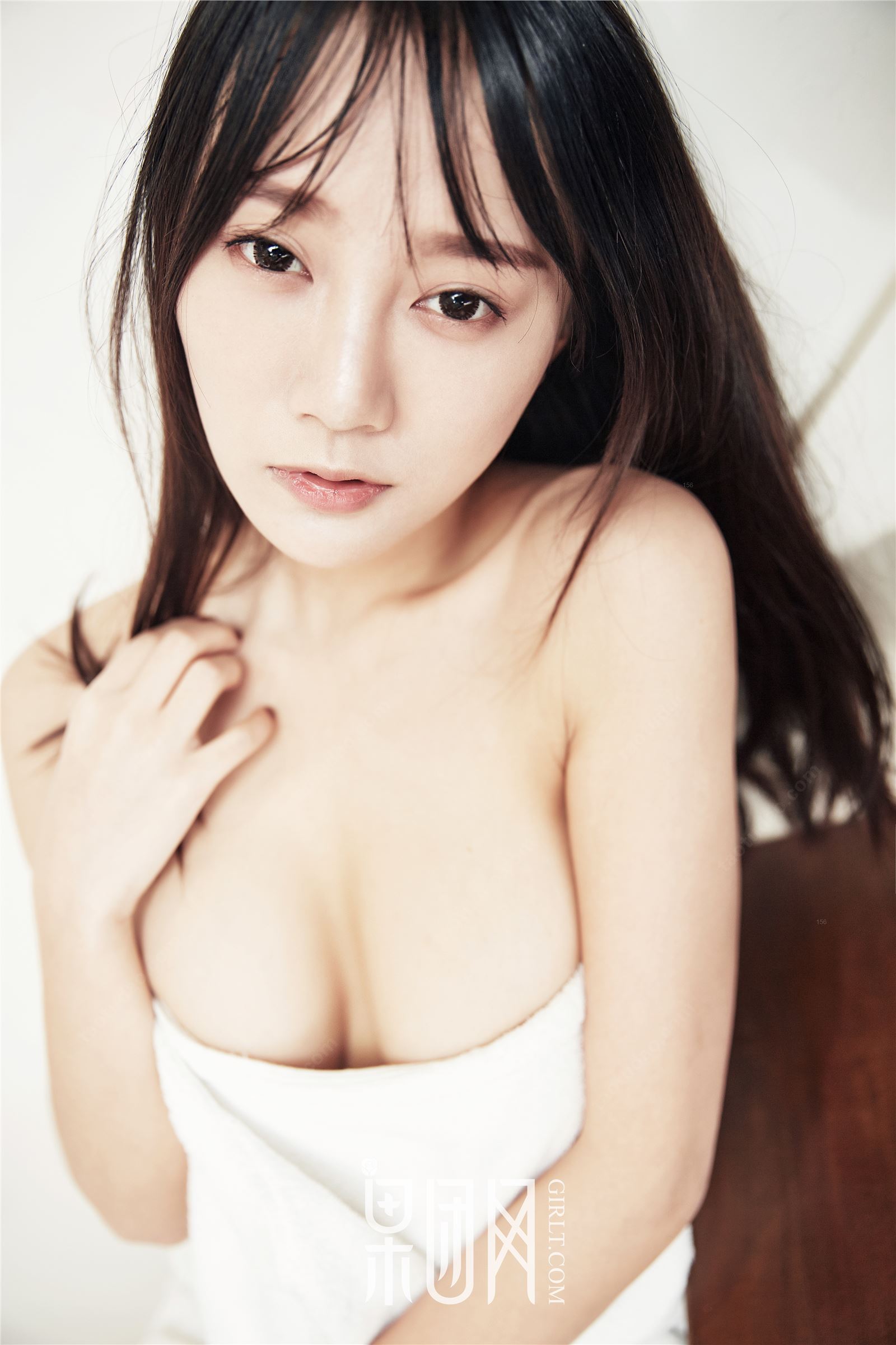 [Girlt果团网] 2018.01.06 No.116 何嘉颖