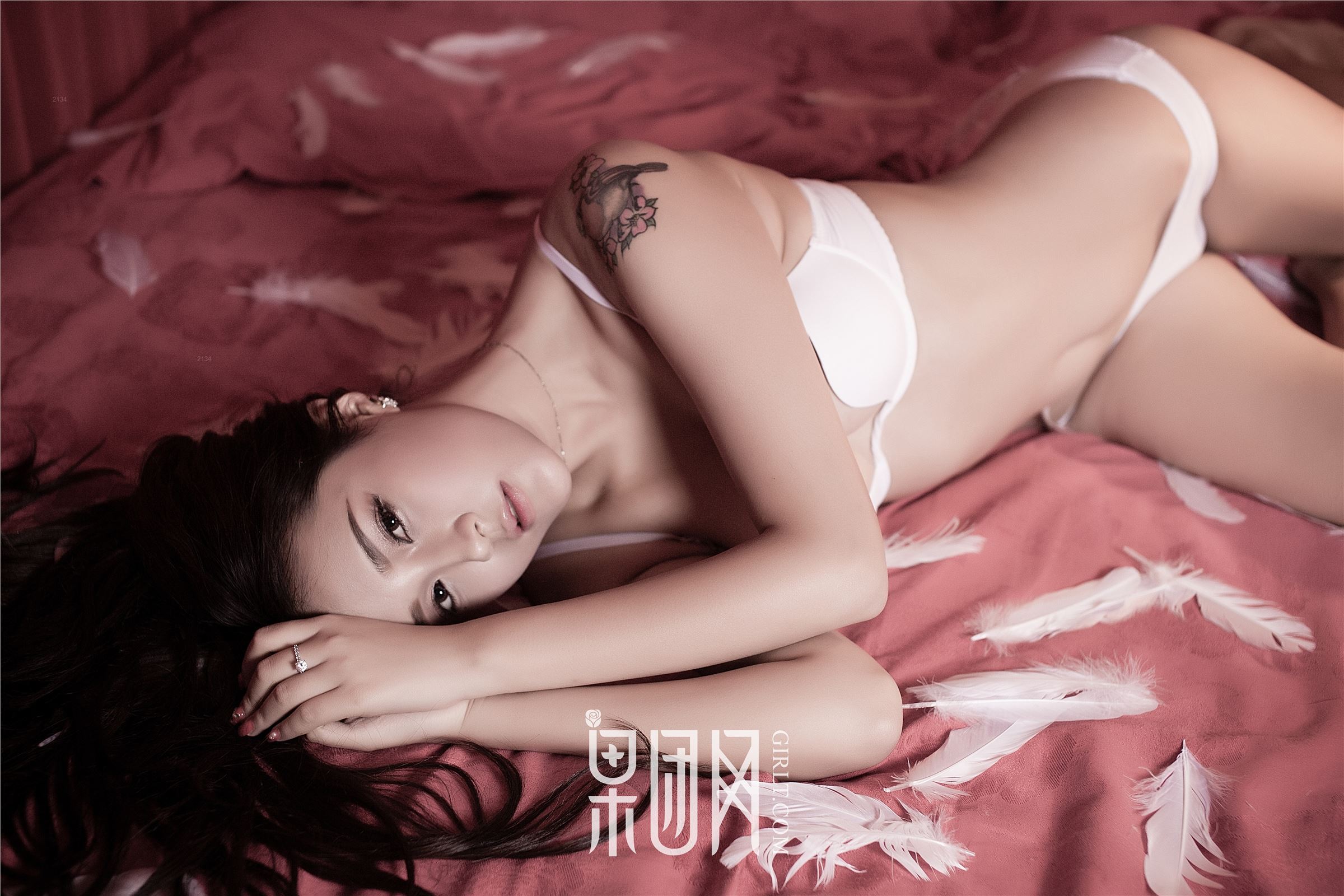 [Girlt果团网]2018.03.25 No.134 女神叫你起床