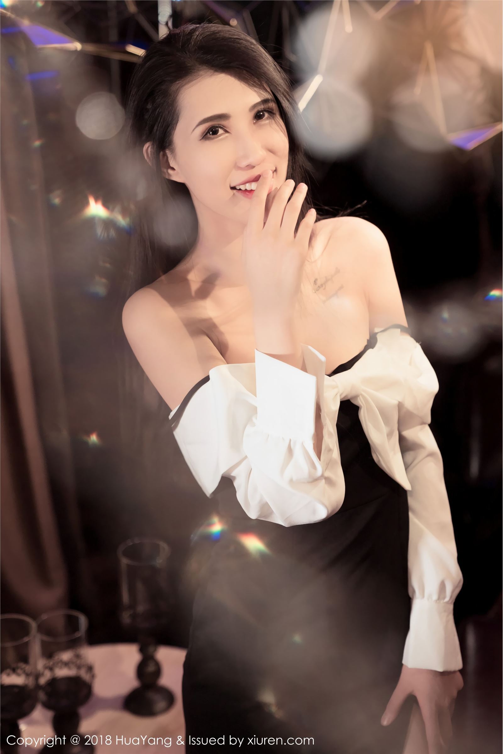 [HuaYang]花漾show写真 2018.02.13 VOL.030 内衣私房 葛征Model