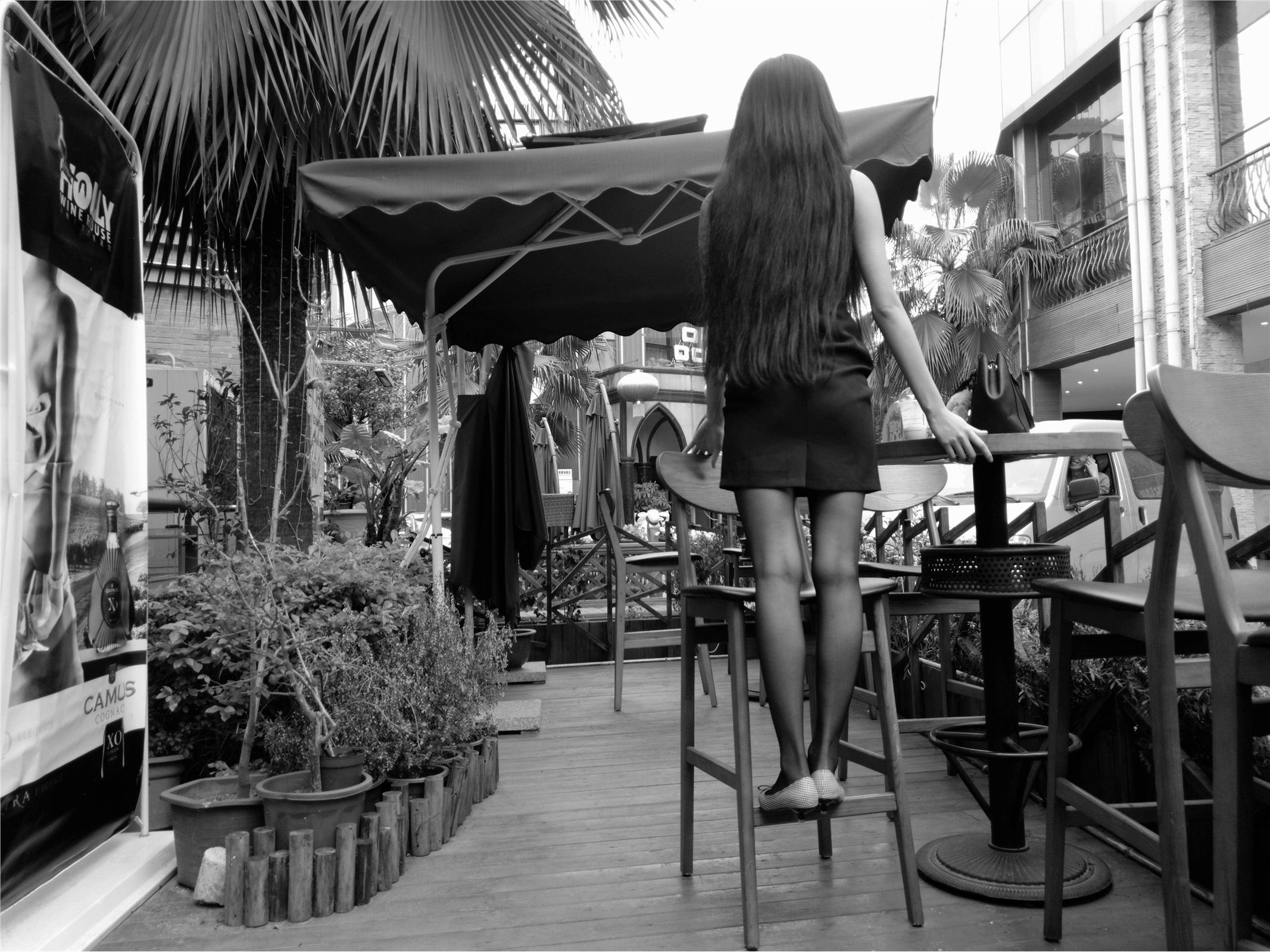 [IESS异思趣向] 2017.04.28 《户外黑丝平底鞋》潇潇