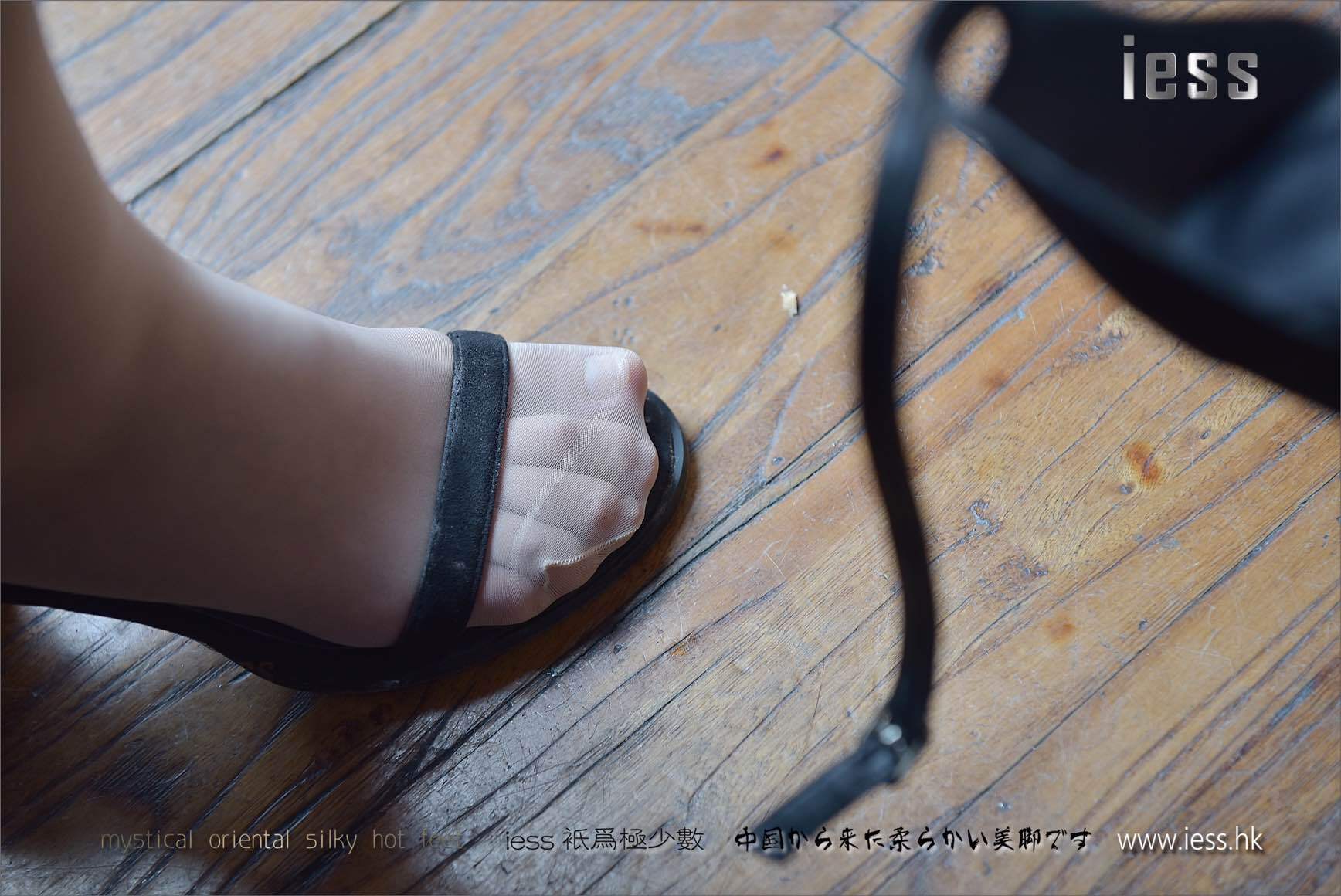 [IESS异思趣向] 2017.05.23 丝足便当118：《琪琪的超薄肉丝足底》琪琪