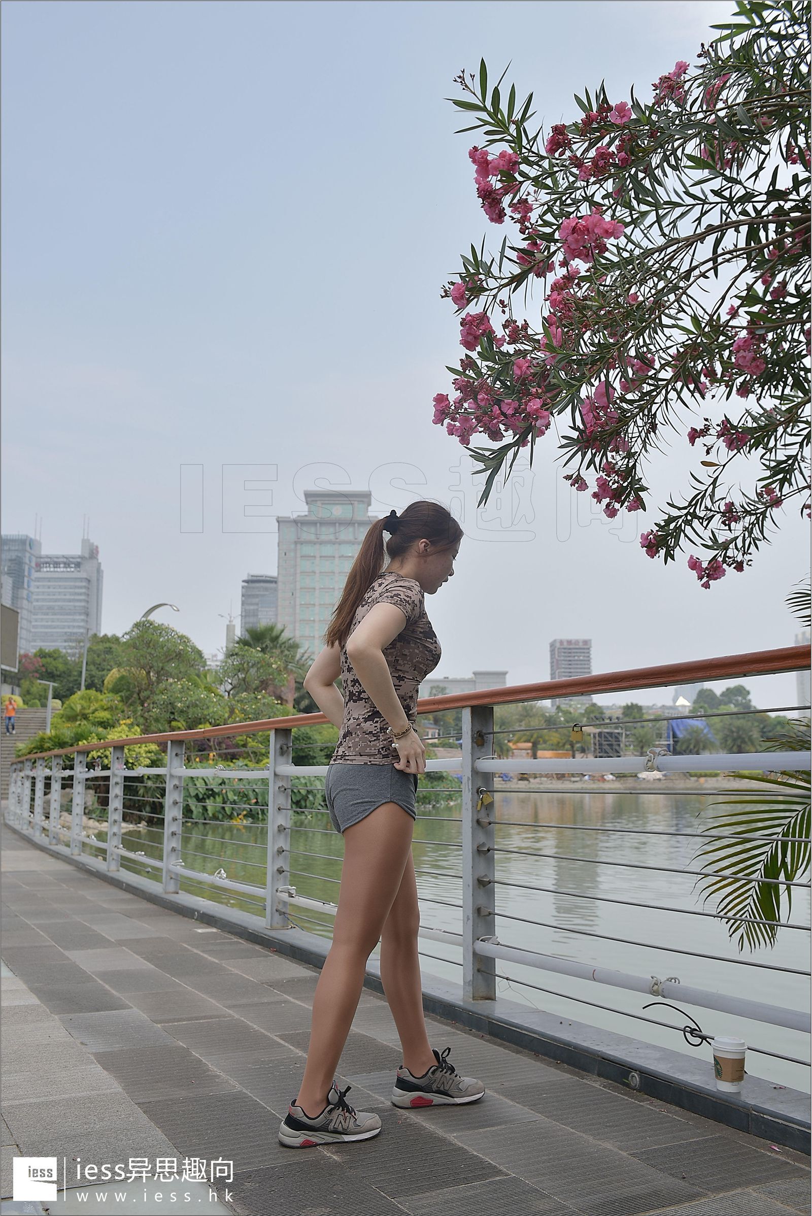 [IESS异思趣向] 2017.07.18 丝足便当121：《我的私教和她的油亮丝袜2》赵老师