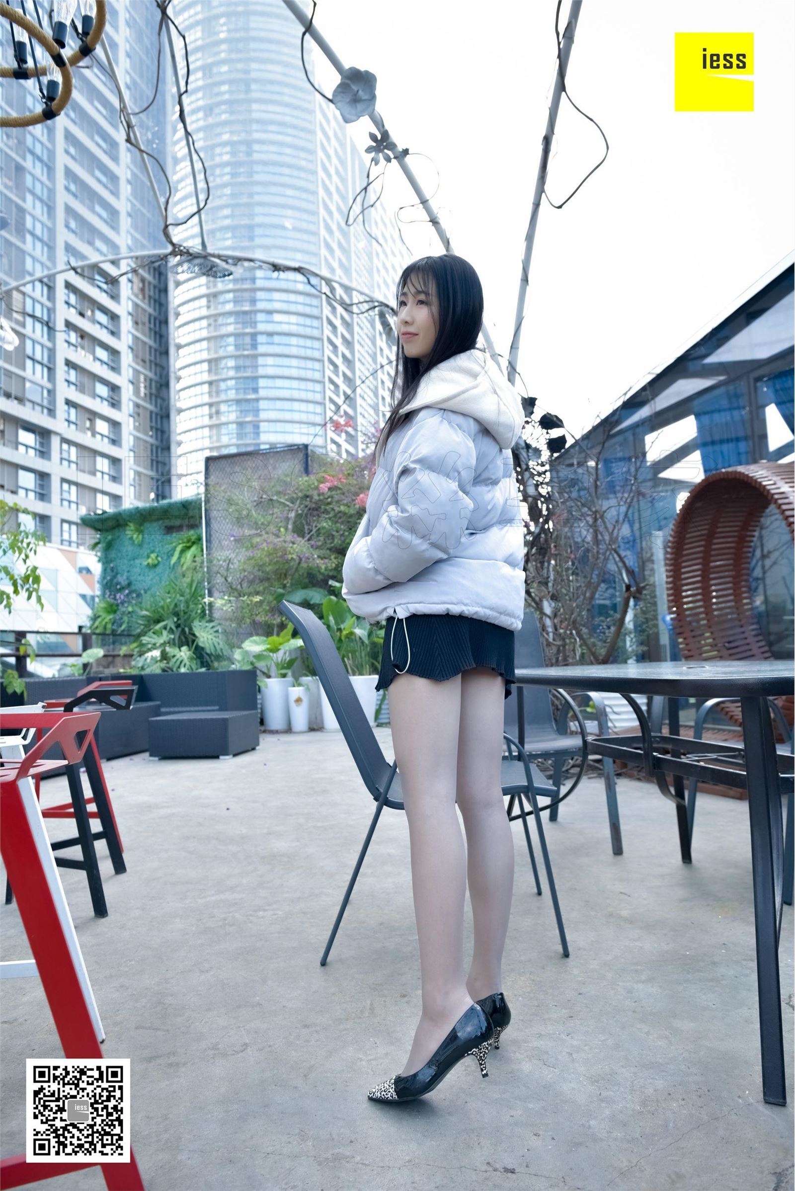 [IESS异思趣向]2018-01-26 丝享家156：佳桢《丰满微肉腿》