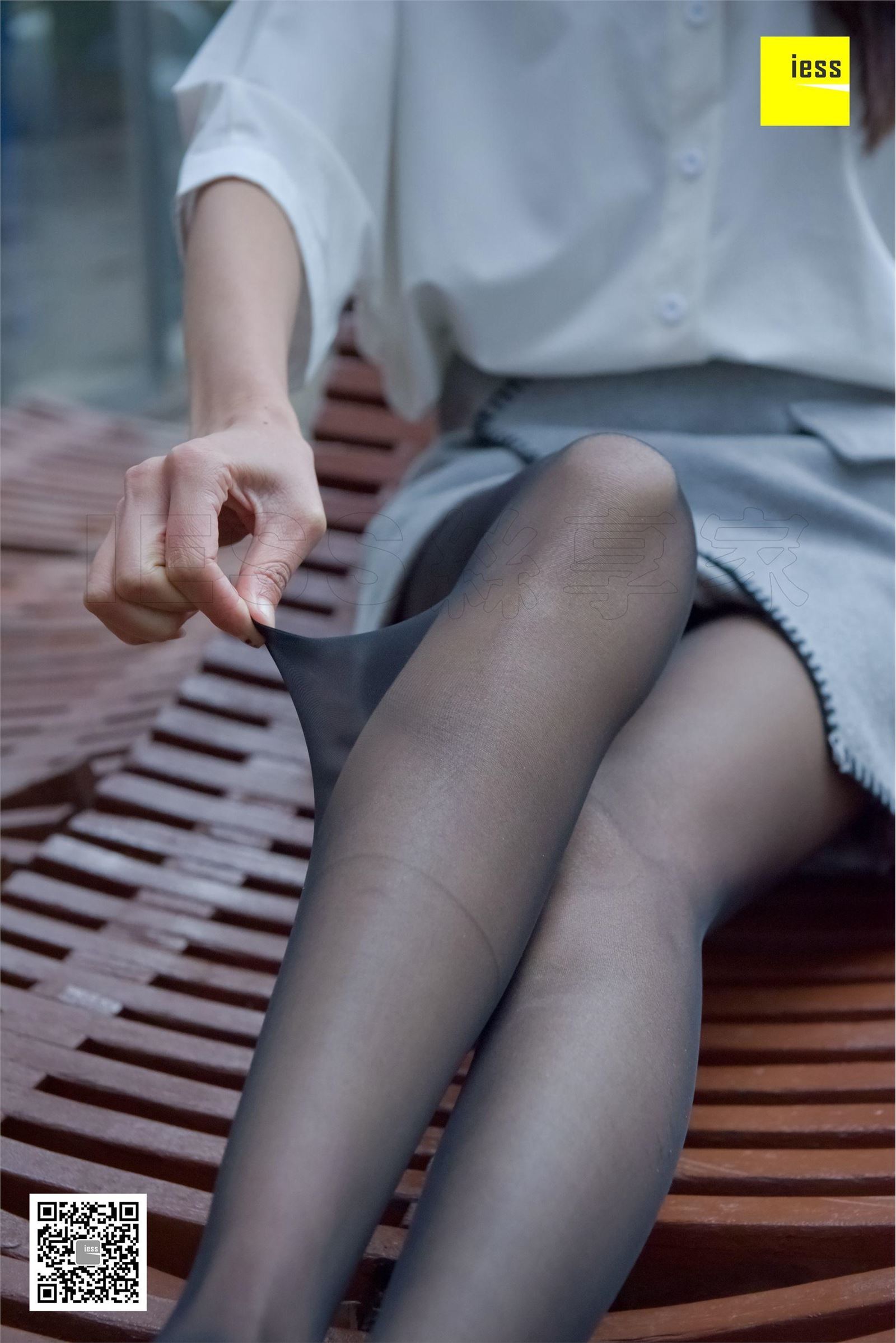 [IESS异思趣向]2018.02.01 No.160永英《雨后的黑丝》