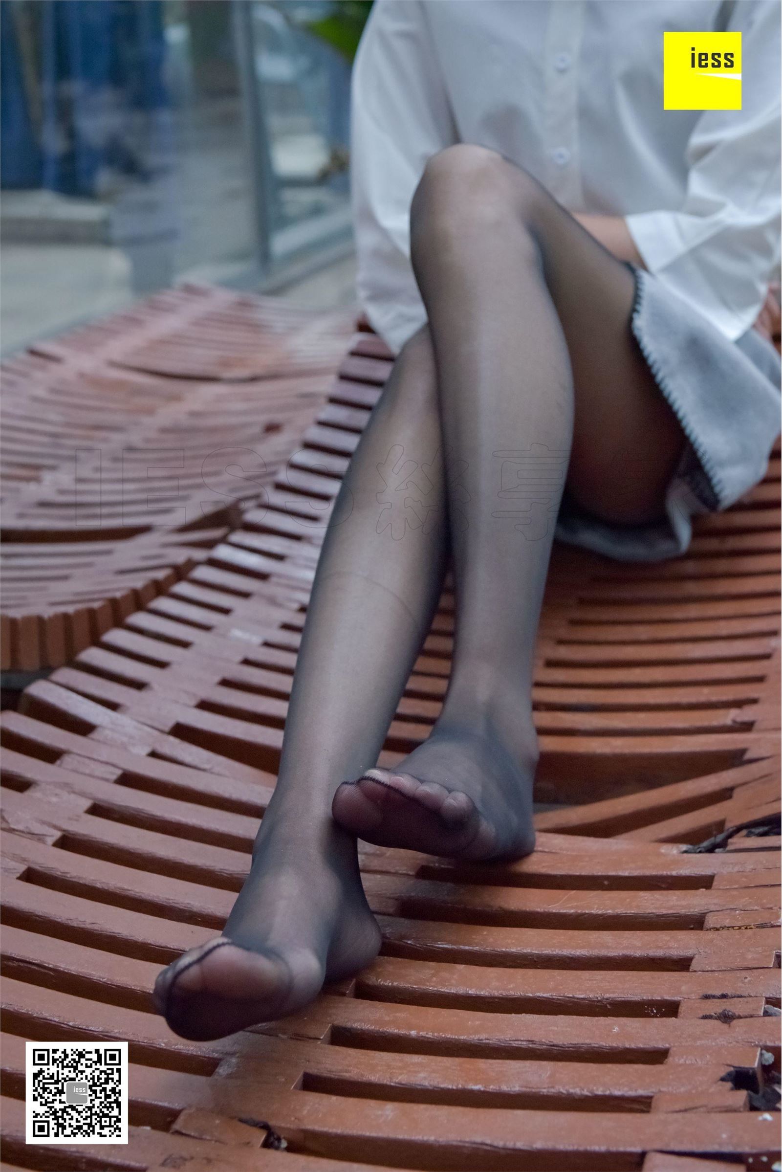 [IESS异思趣向]2018.02.01 No.160永英《雨后的黑丝》