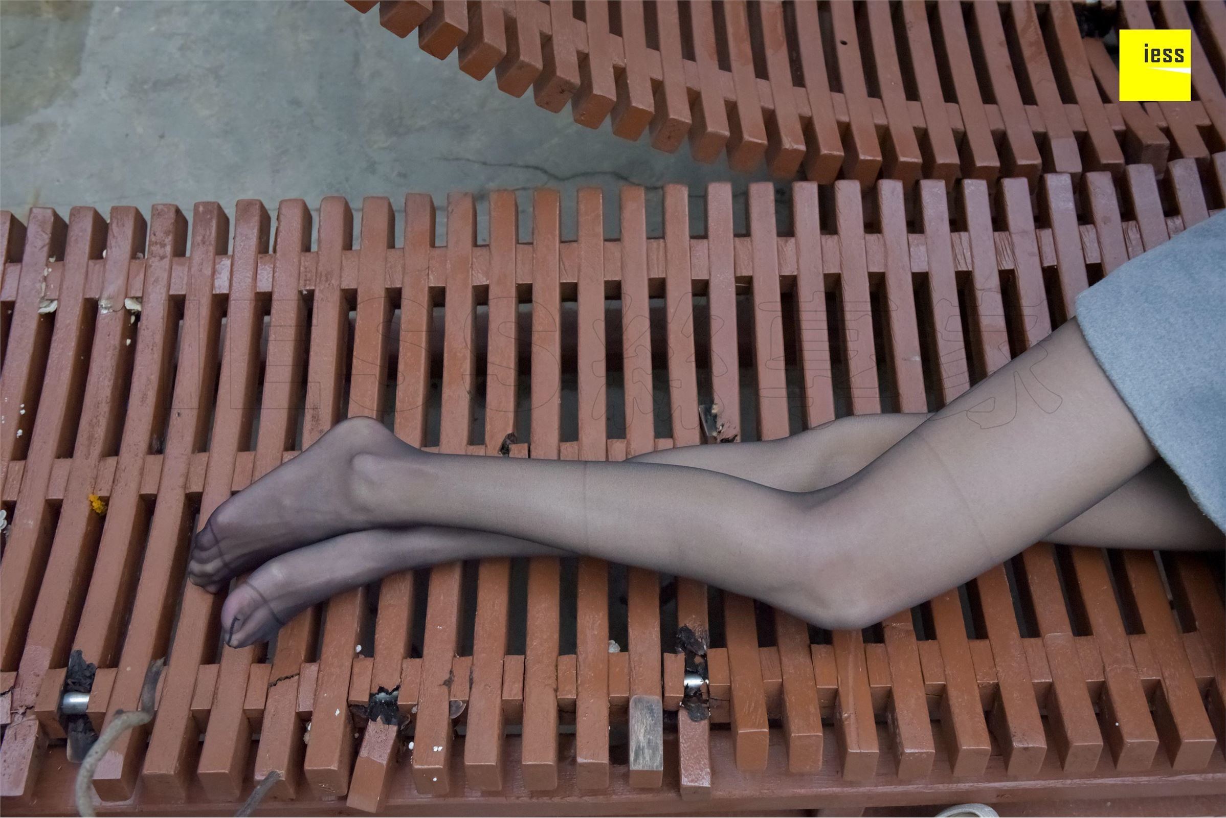 [IESS异思趣向]2018.02.01 No.160永英《雨后的黑丝》