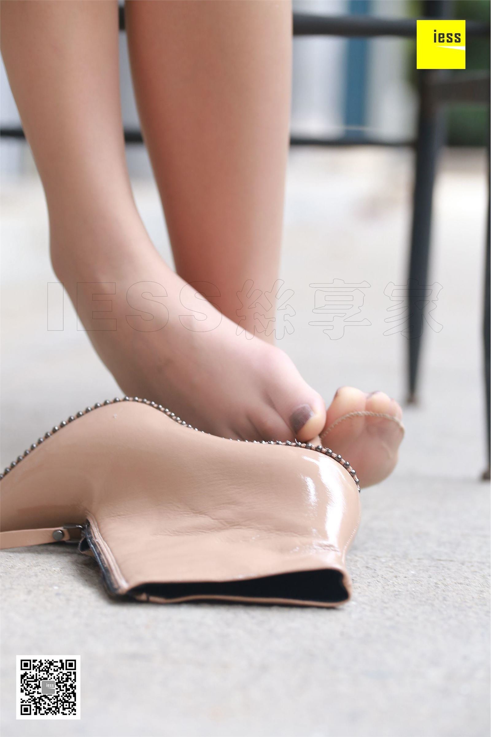 [IESS异思趣向]2018.02.05 No.162七七《裸色漆皮短靴》