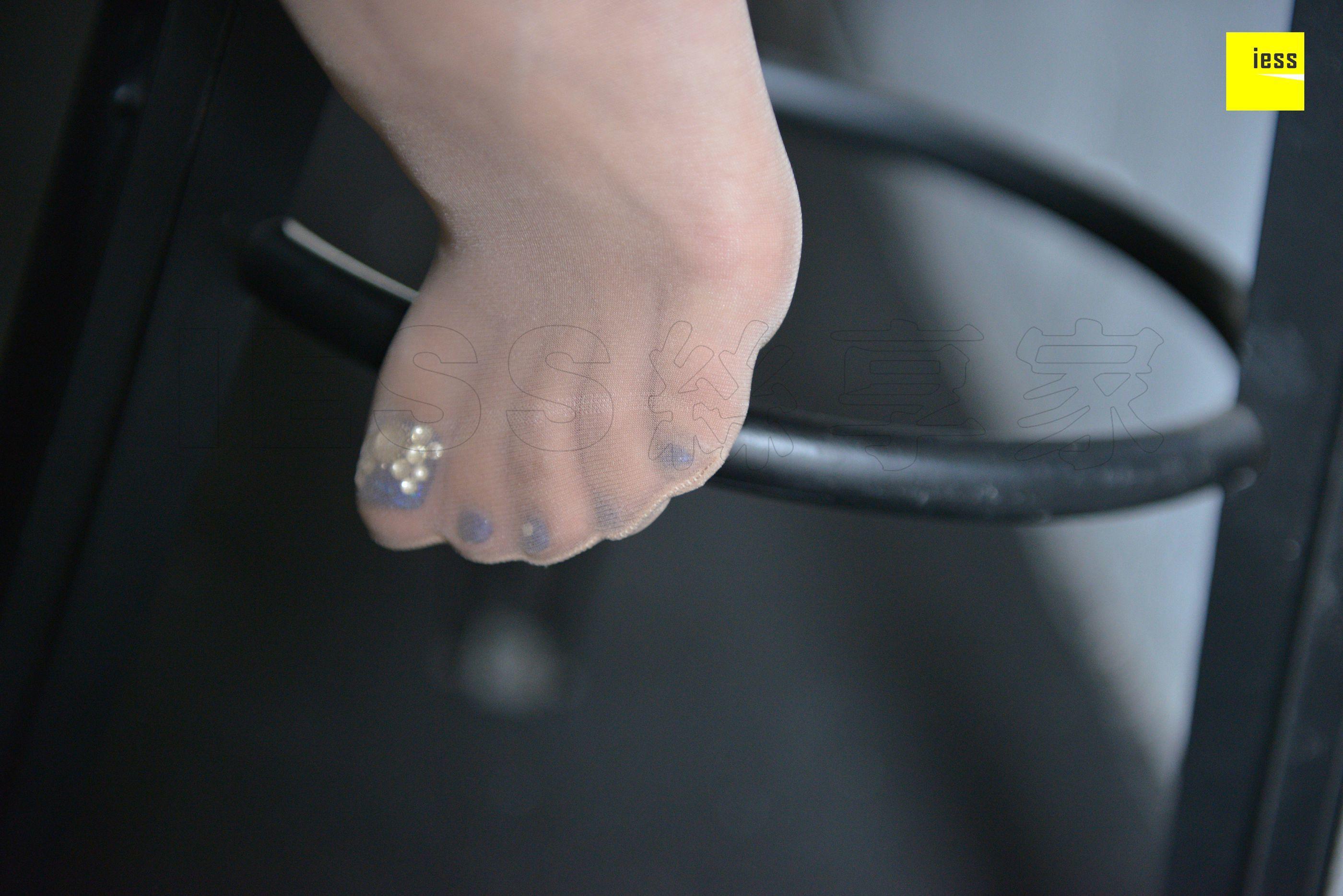 [IESS异思趣向] 2018.05.06 丝享家226：《白色短裤里的秘密》辣妈（君君）