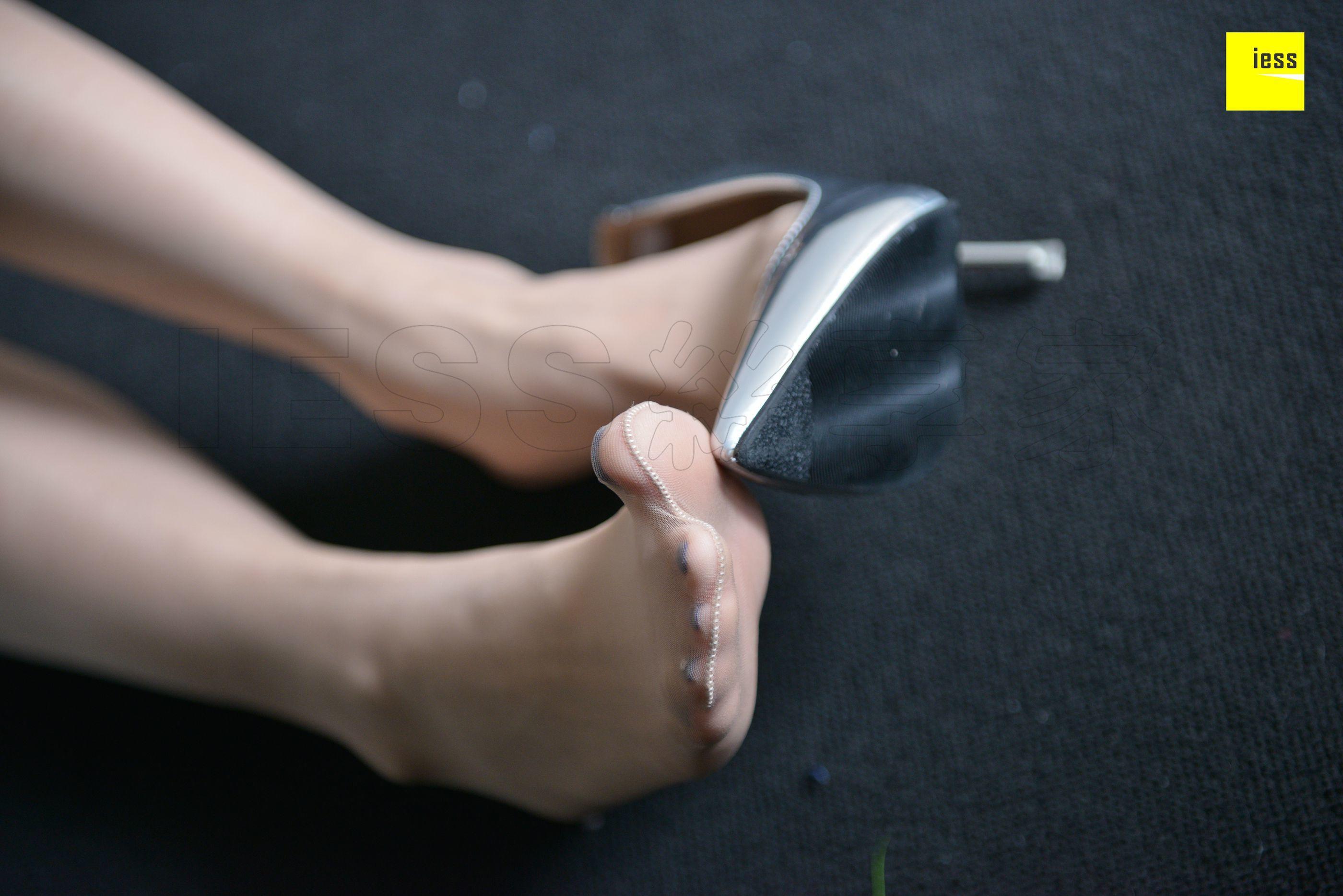 [IESS异思趣向] 2018.05.06 丝享家226：《白色短裤里的秘密》辣妈（君君）