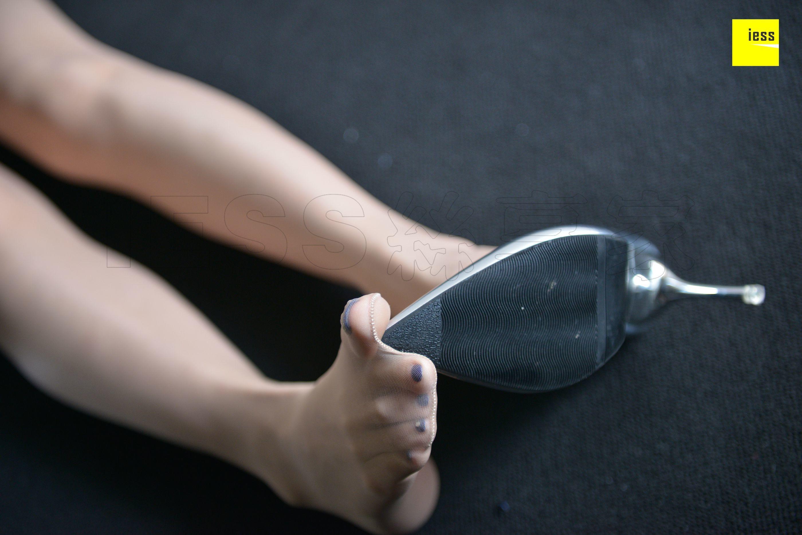 [IESS异思趣向] 2018.05.06 丝享家226：《白色短裤里的秘密》辣妈（君君）