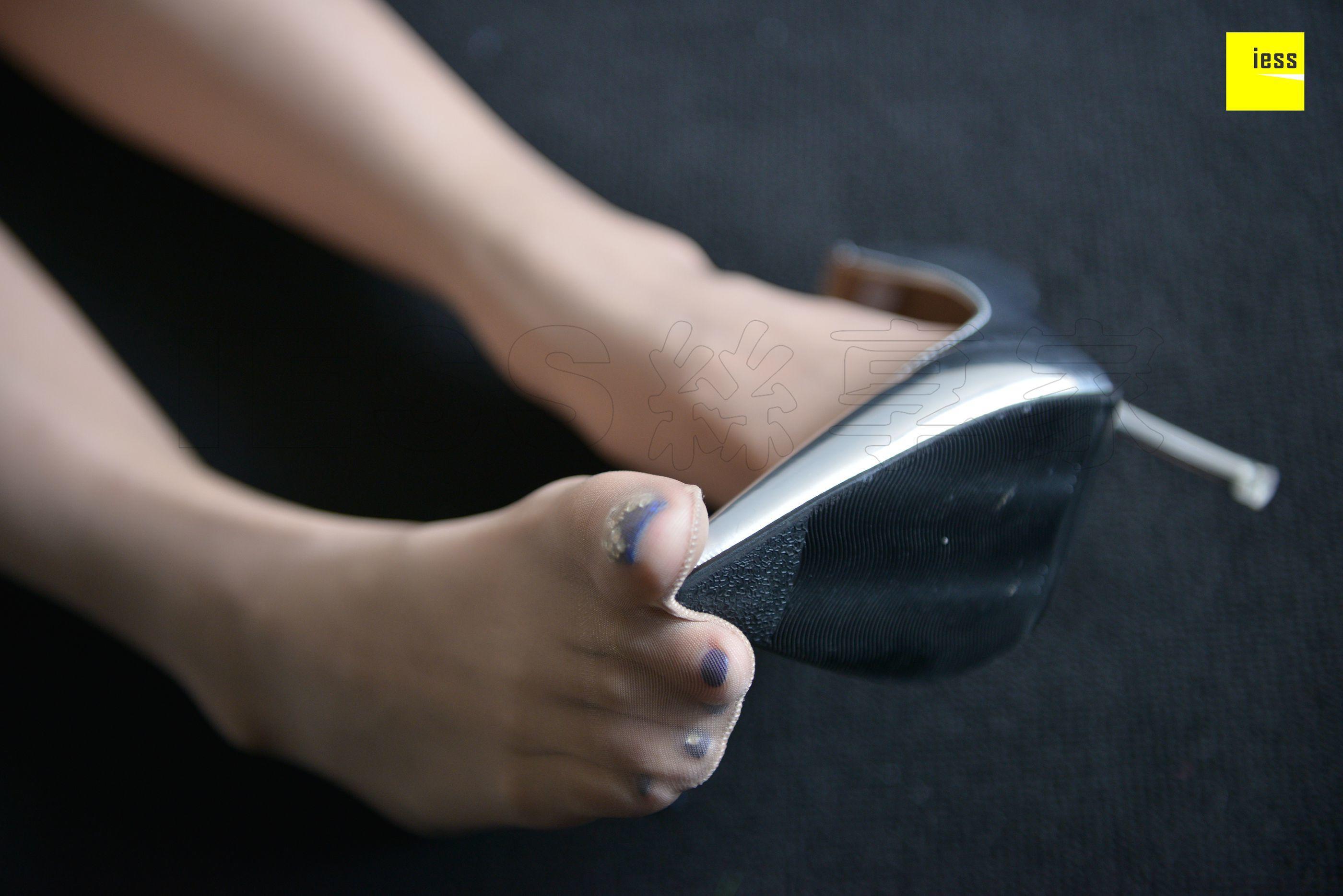 [IESS异思趣向] 2018.05.06 丝享家226：《白色短裤里的秘密》辣妈（君君）