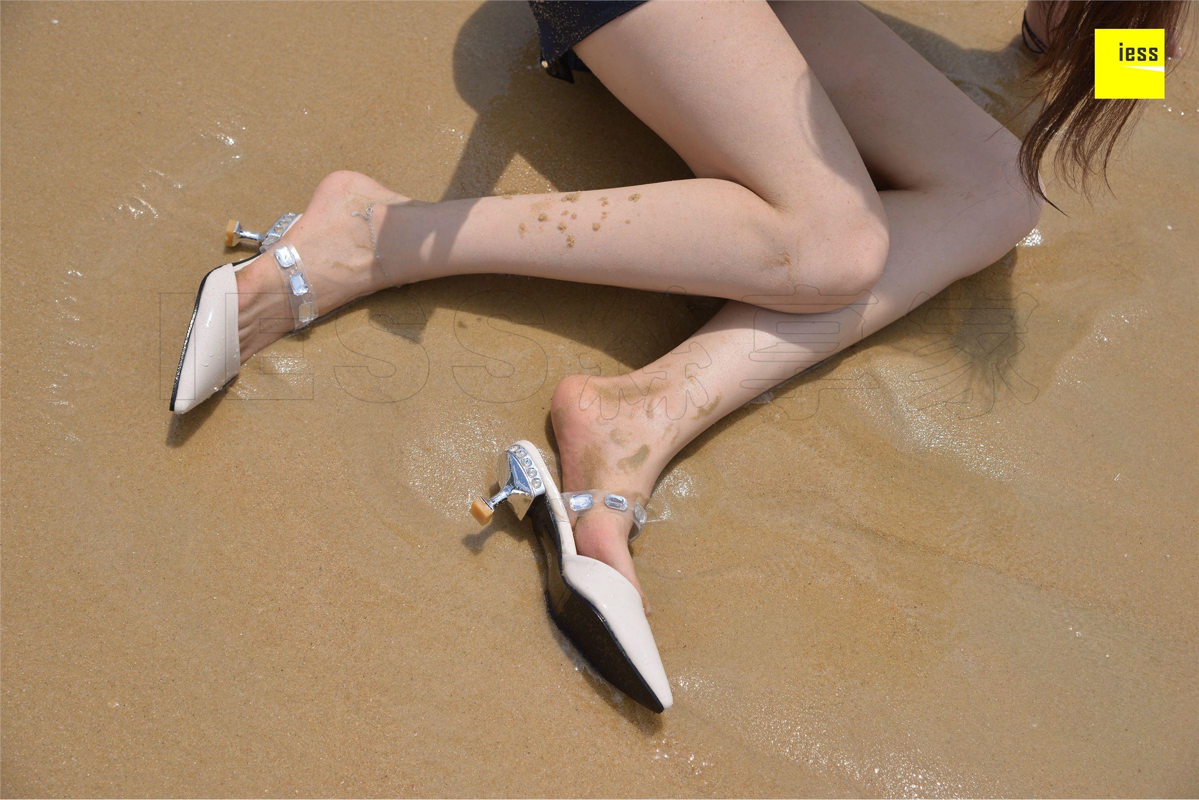 [IESS异思趣向] 2018.07.18《魔鬼周三》NO.027：沙滩制服·丝享家Ⅱ