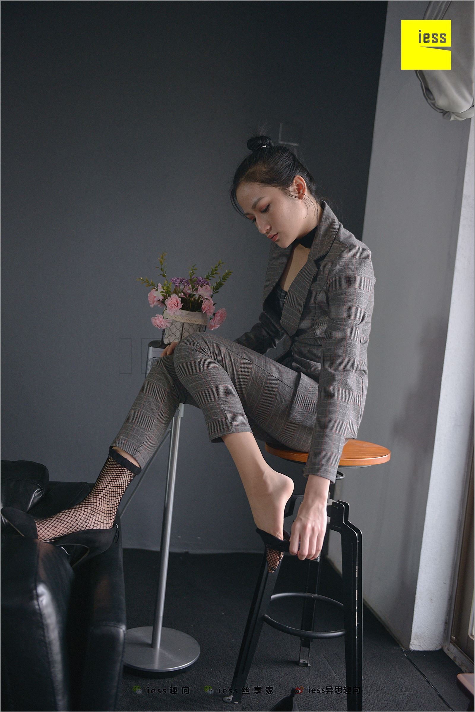 [IESS异思趣向]2018.06.20 NO.241 潇潇