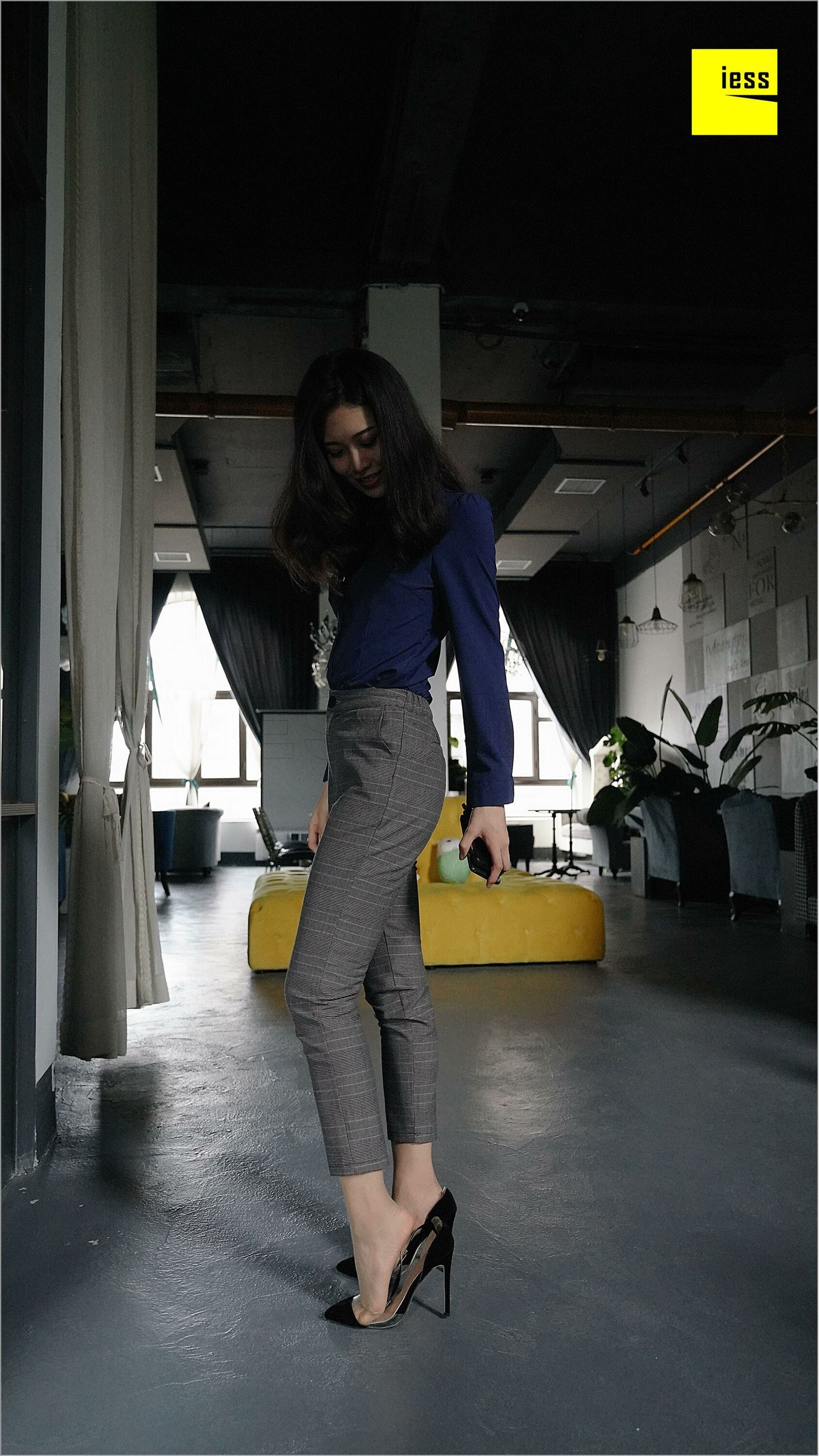 [IESS异思趣向]2018.08.14 NO.261 邱主管