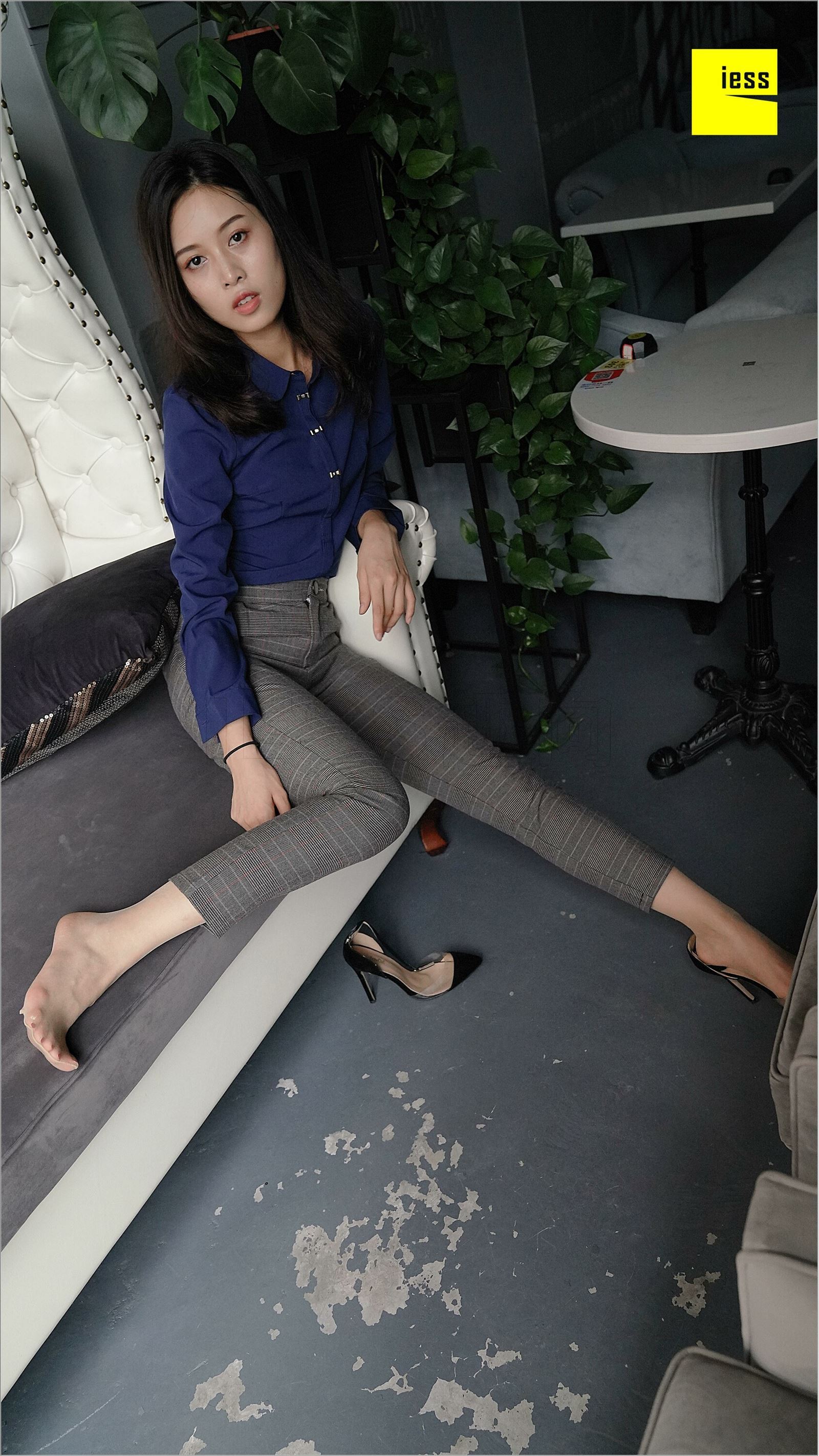 [IESS异思趣向]2018.08.14 NO.261 邱主管