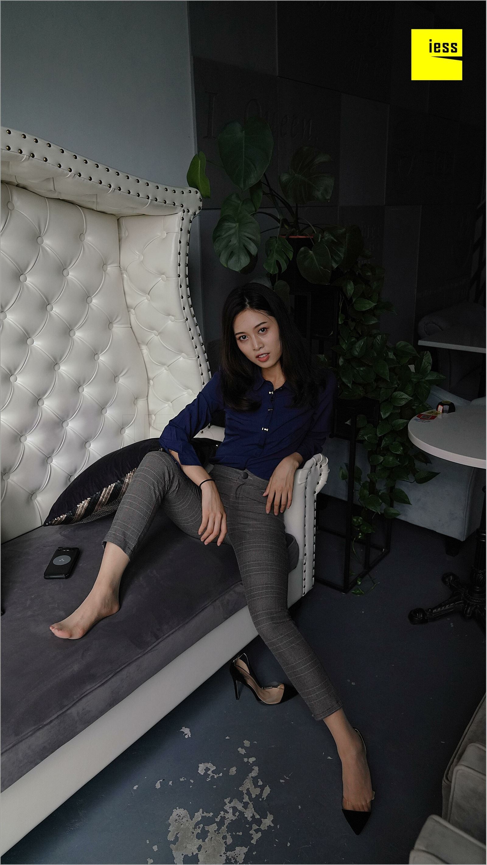 [IESS异思趣向]2018.08.14 NO.261 邱主管