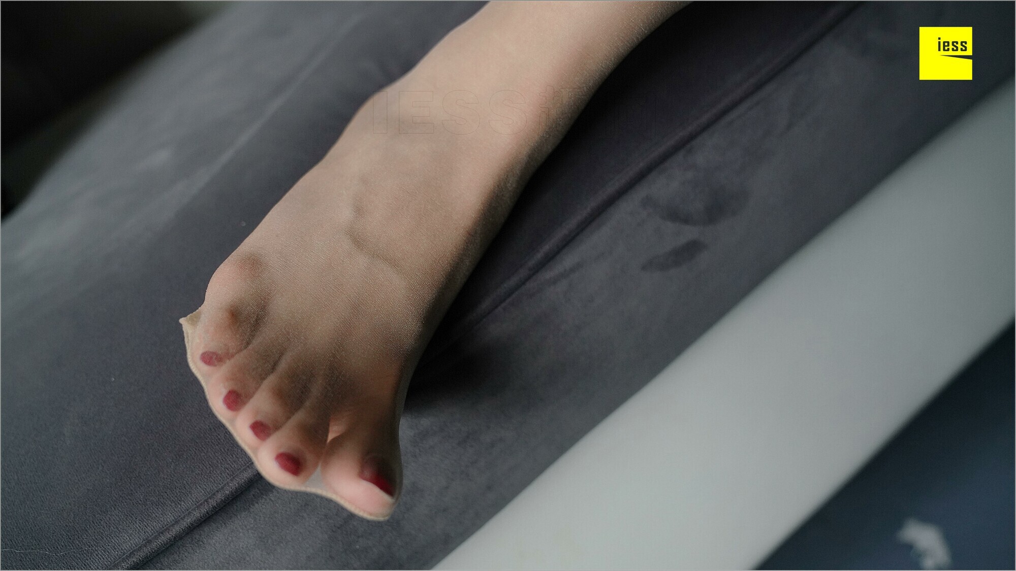 [IESS异思趣向]2018.08.14 NO.261 邱主管