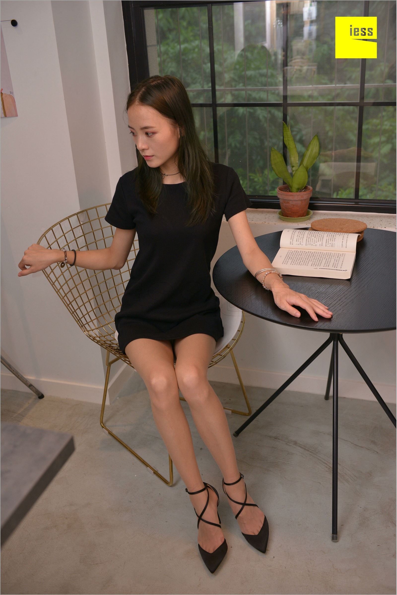 [IESS异思趣向]2018.08.17 NO.262 小六