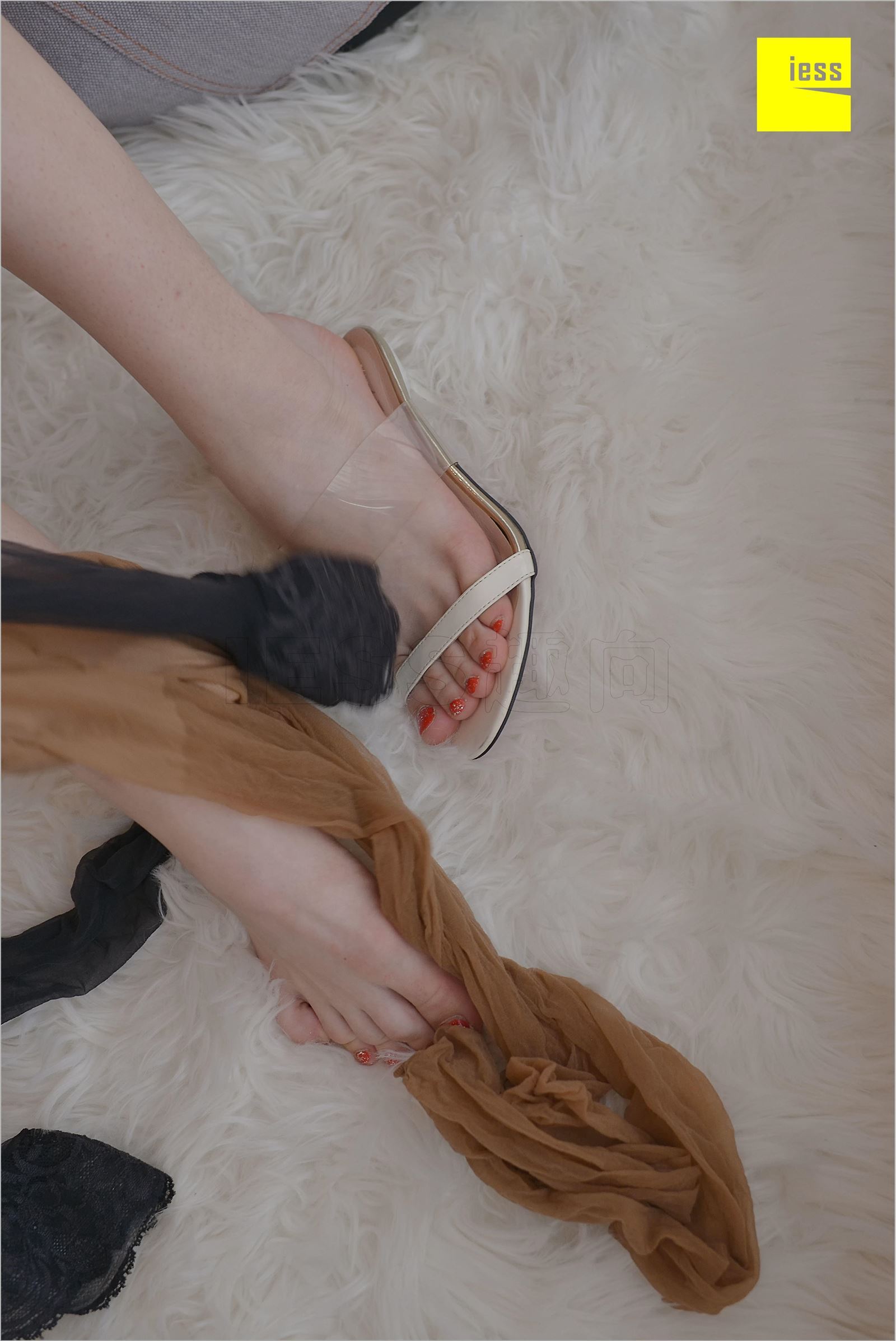 [IESS异思趣向]2018.09.21 NO.270 朱莉