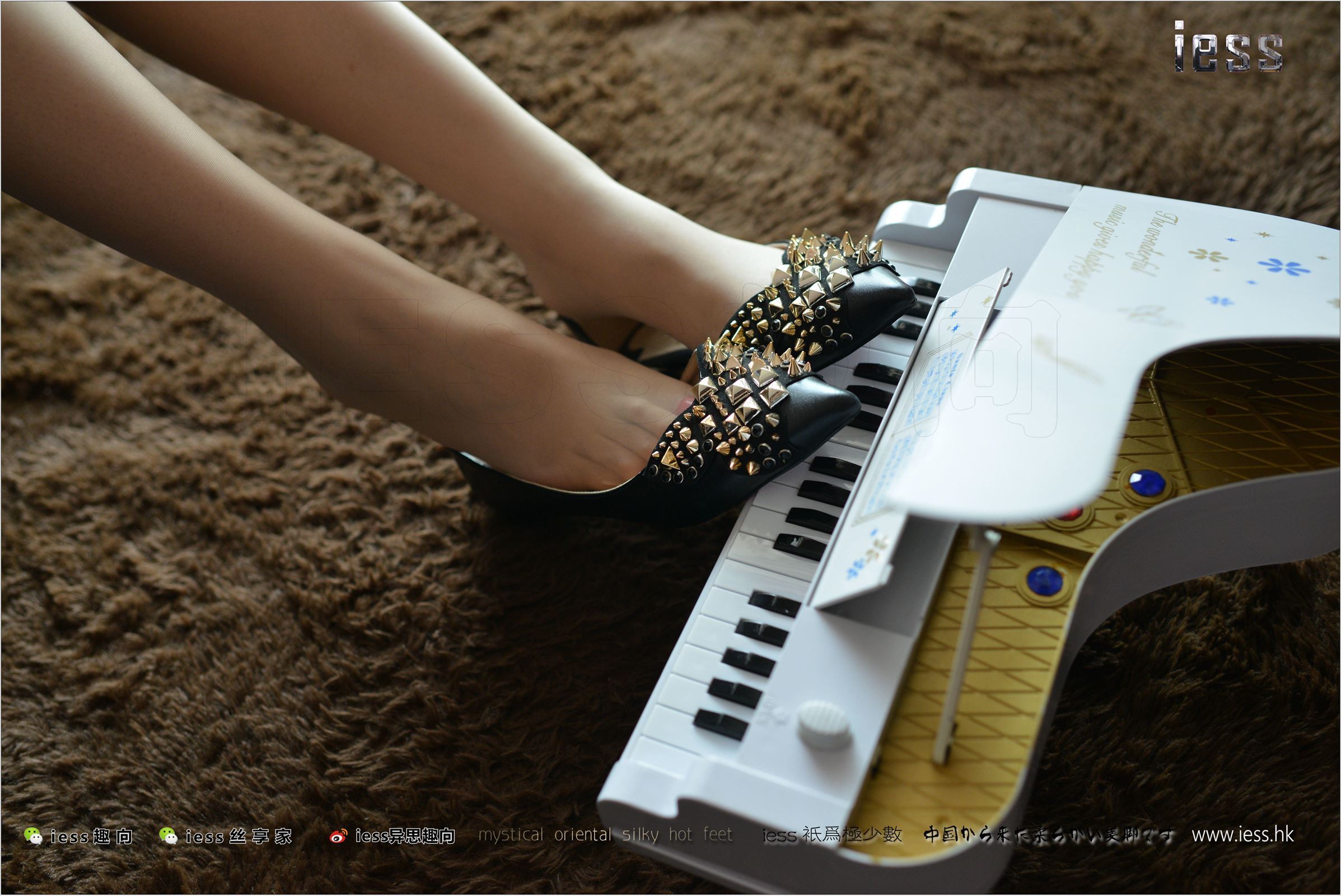 [IESS异思趣向]2017.08.21 NO.138 芳芳